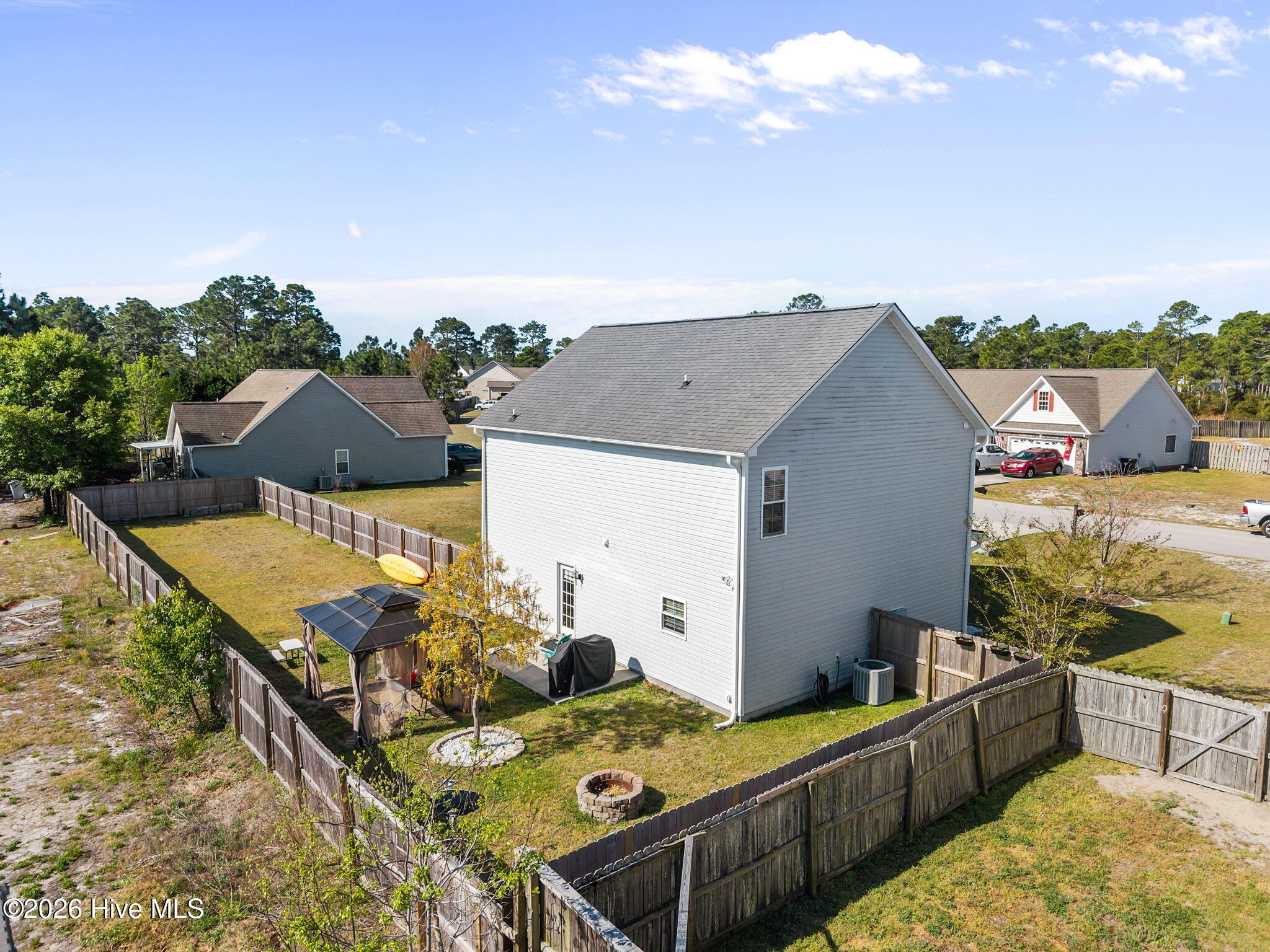 100560368 | Photo 39