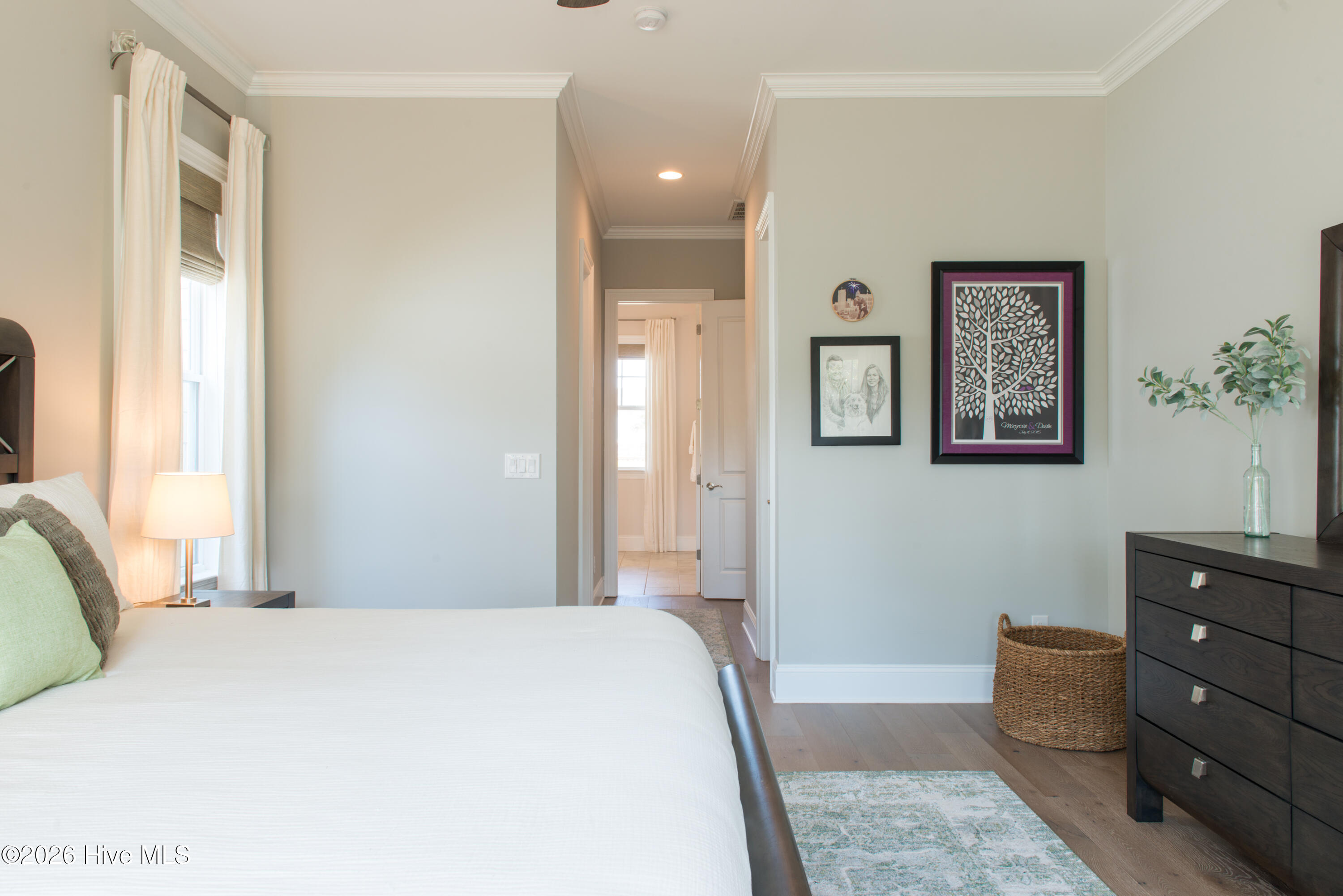 100560299 | Photo 47