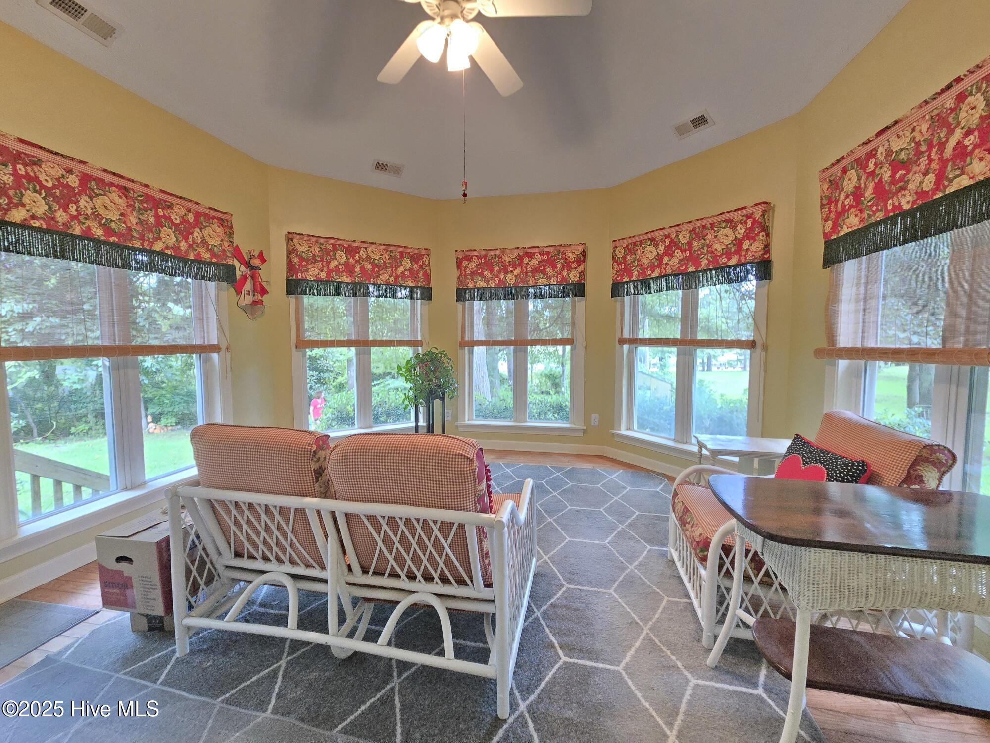 100517626 | Photo 39