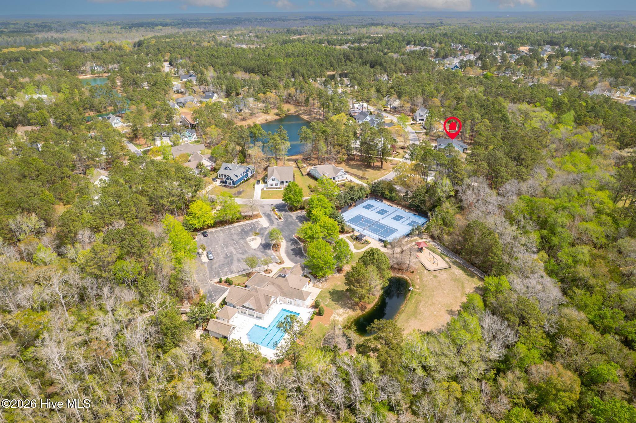 100564627 | Photo 68