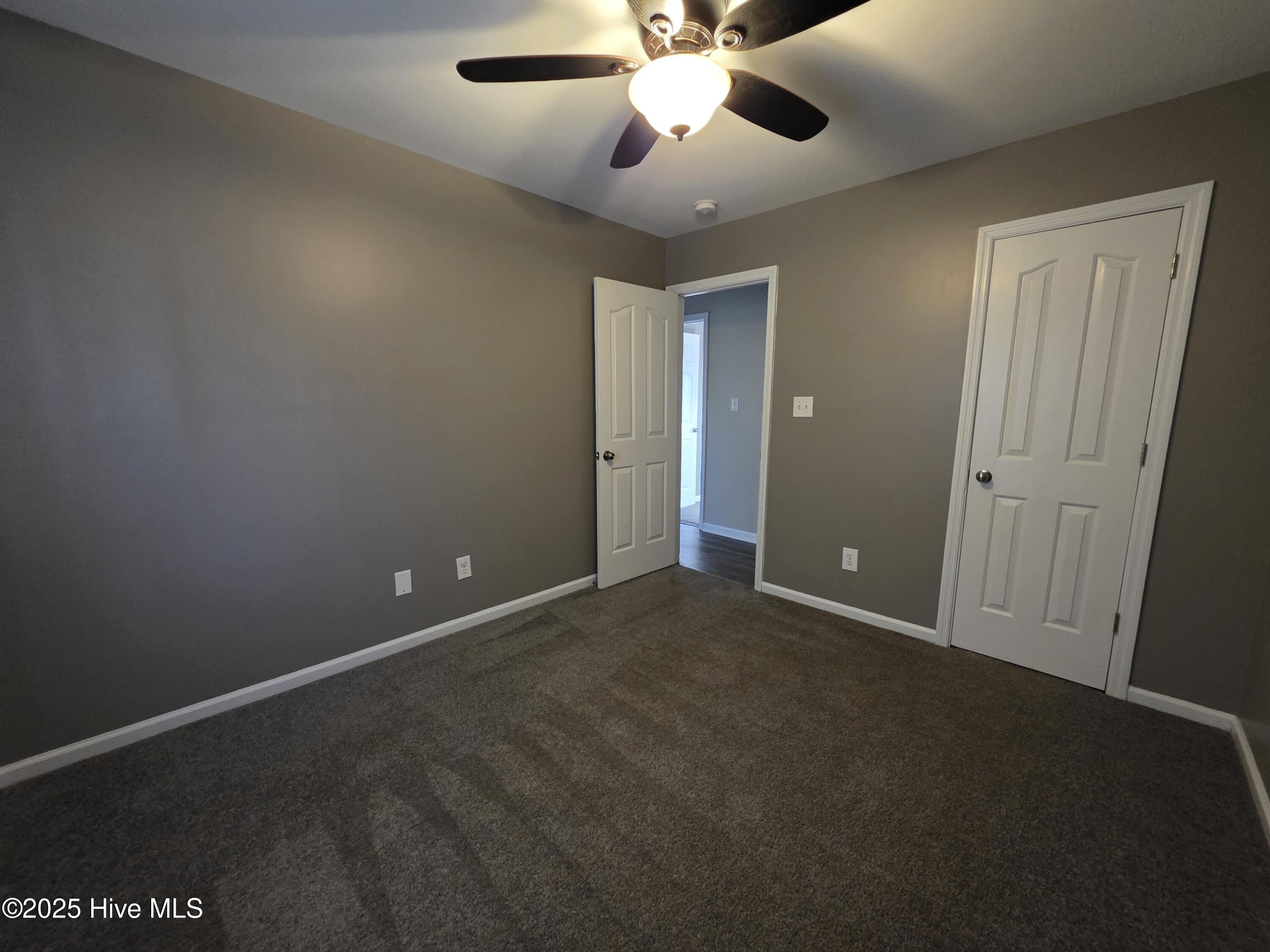 100546824 | Photo 13