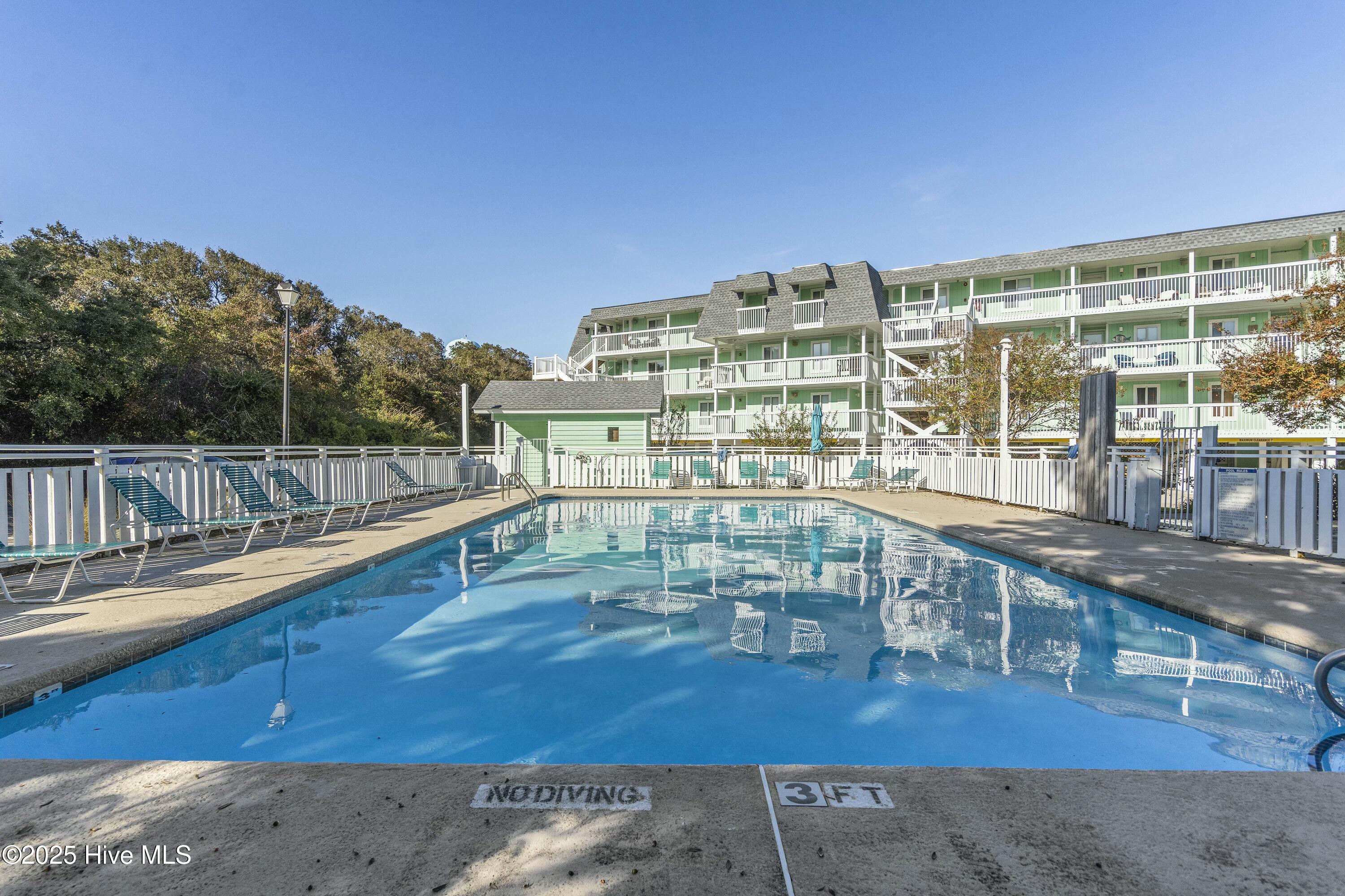 100492295 | Photo 45