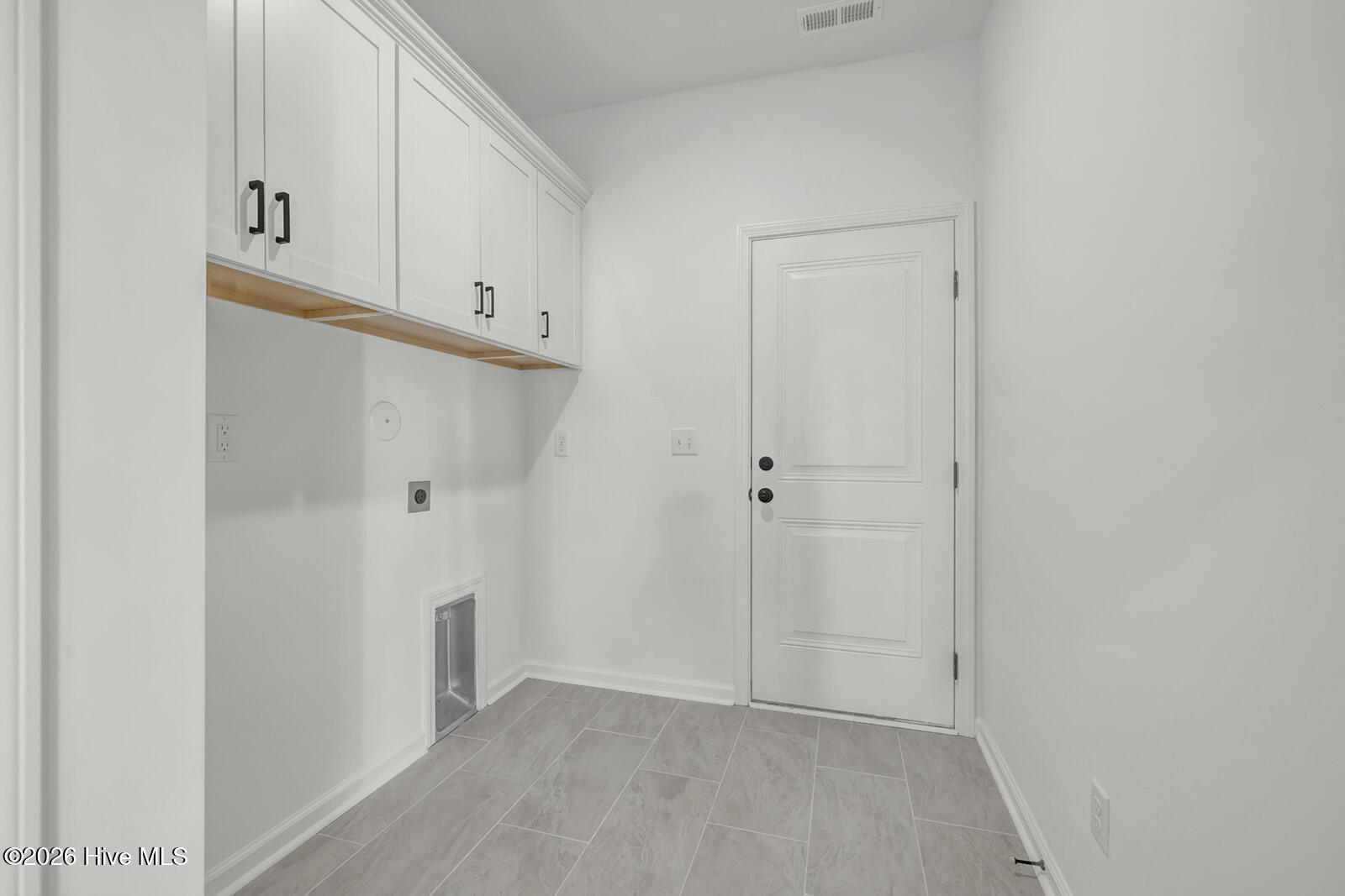 100531562 | Photo 33