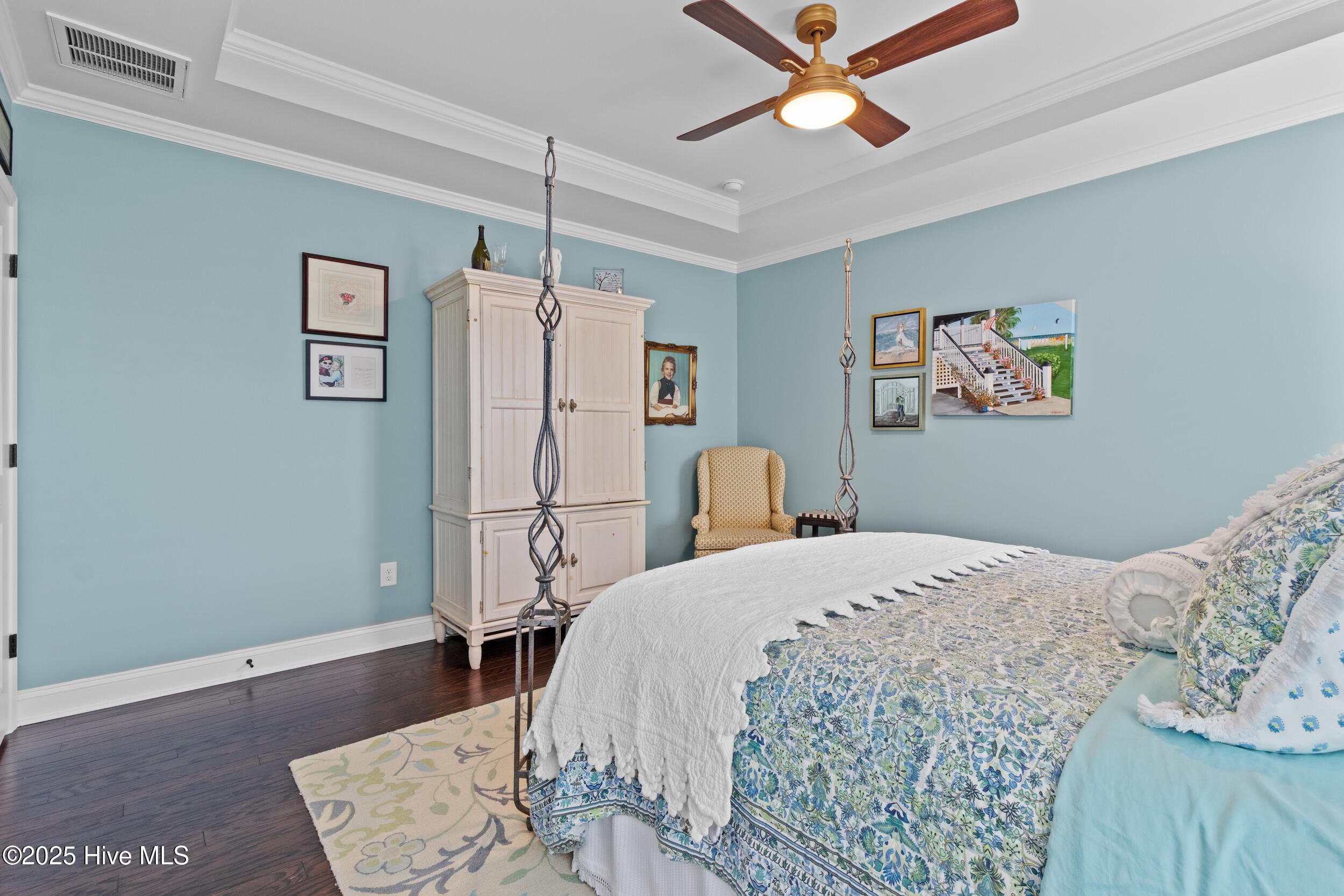 100525242 | Photo 30