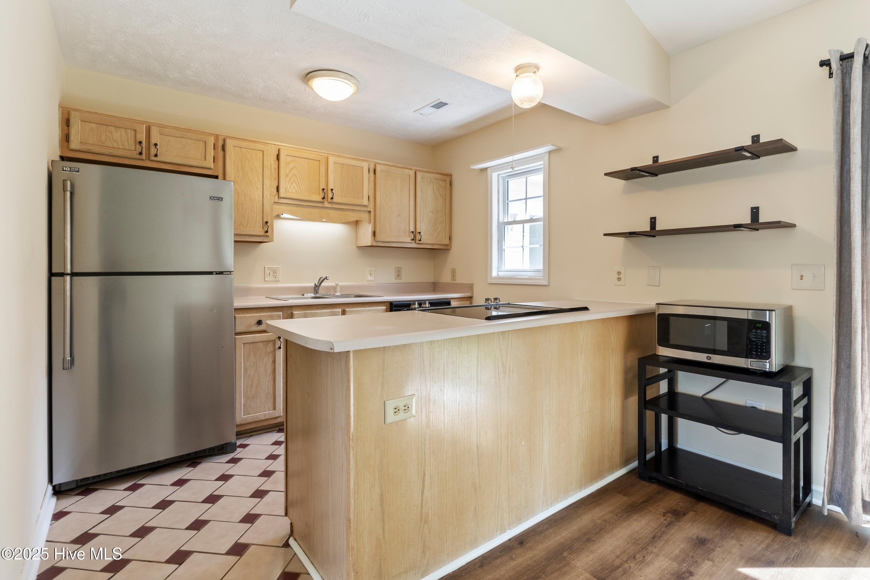 706 Bent Twig Court, Wilmington, NC 28411 – photo 21: Kitchen 1