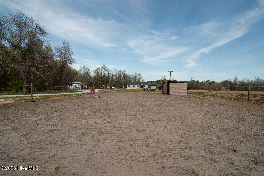 1560 White Oak River Road,Maysville