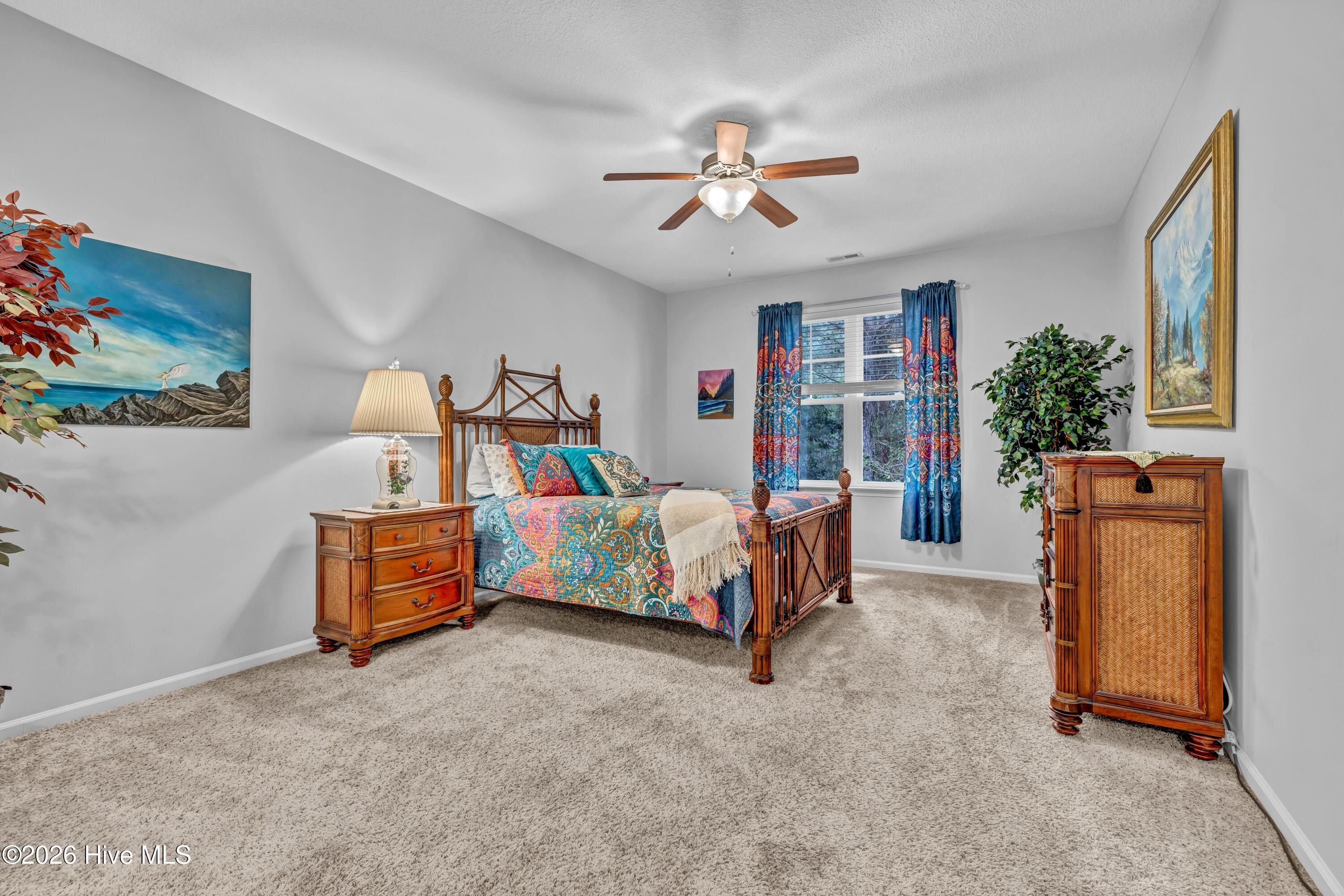 100554208 | Photo 12