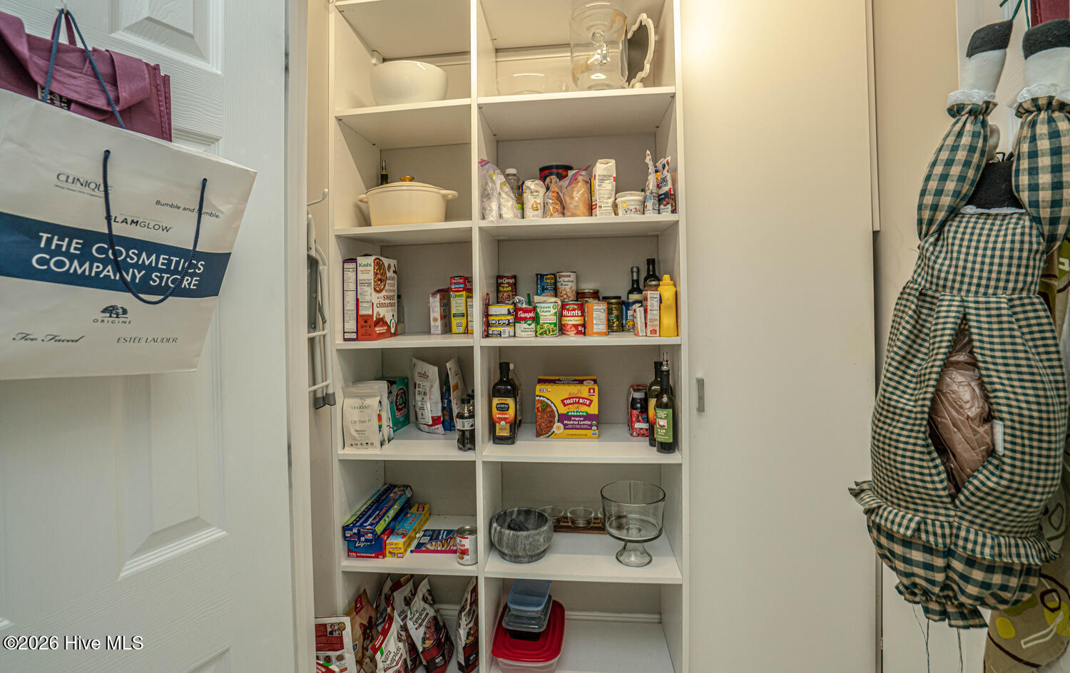 100561911 | Photo 20