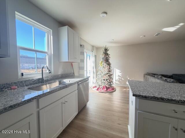 100550616 | Photo 11