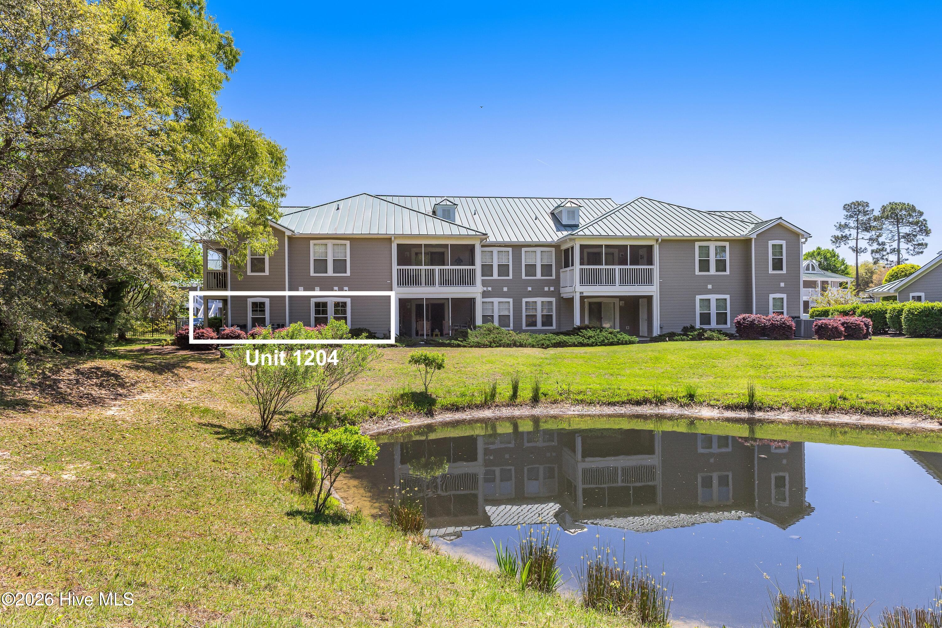 100566975 | Photo 34