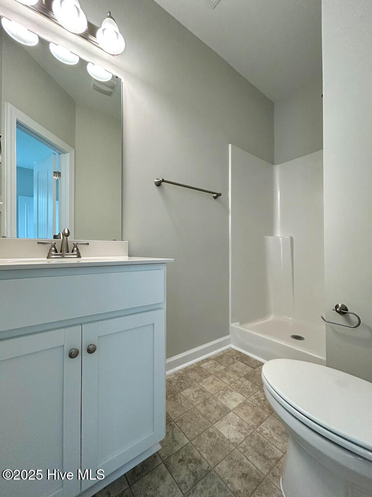 100562477 | Photo 46