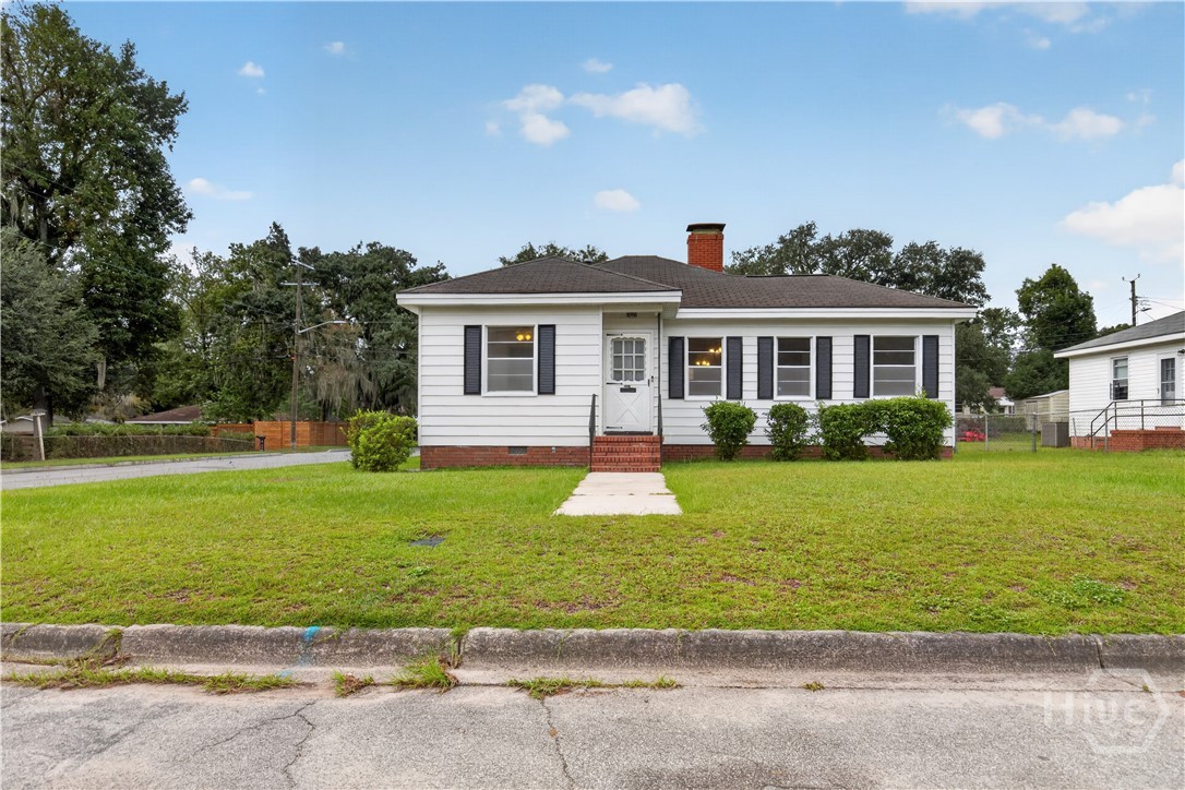 Single family home for sale at 38th E Street, Savannah, GA 31401 | MLS# SA366044