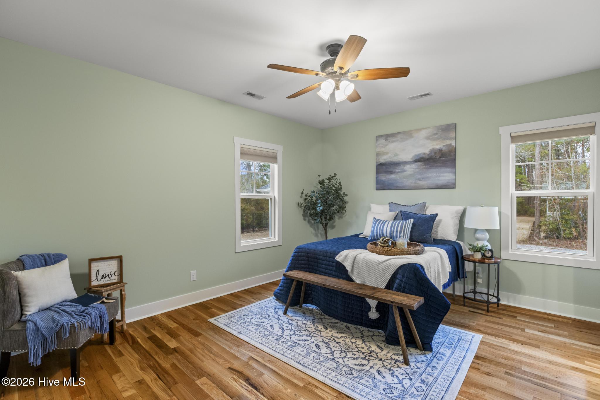 100552485 | Photo 26