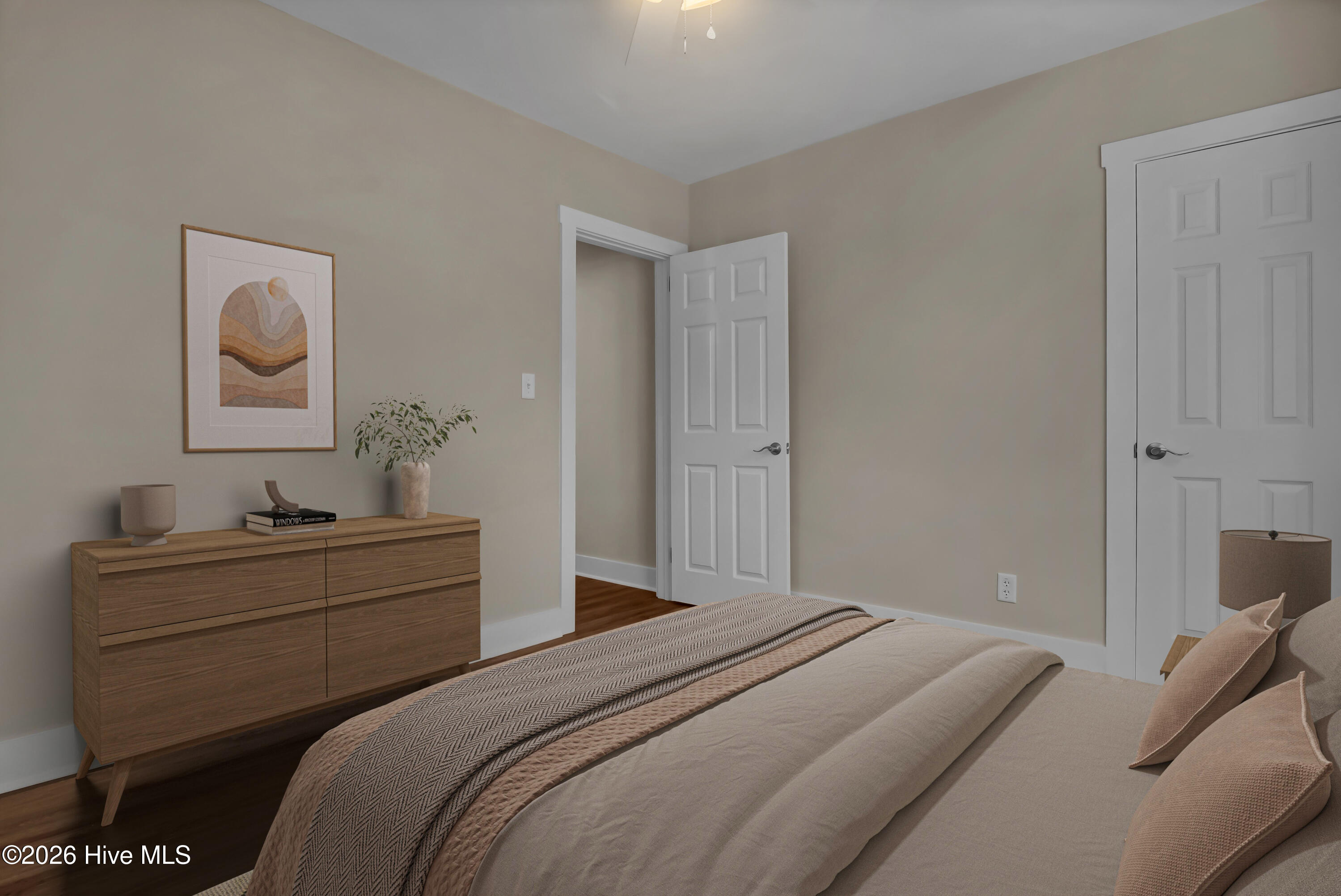 100560738 | Photo 20