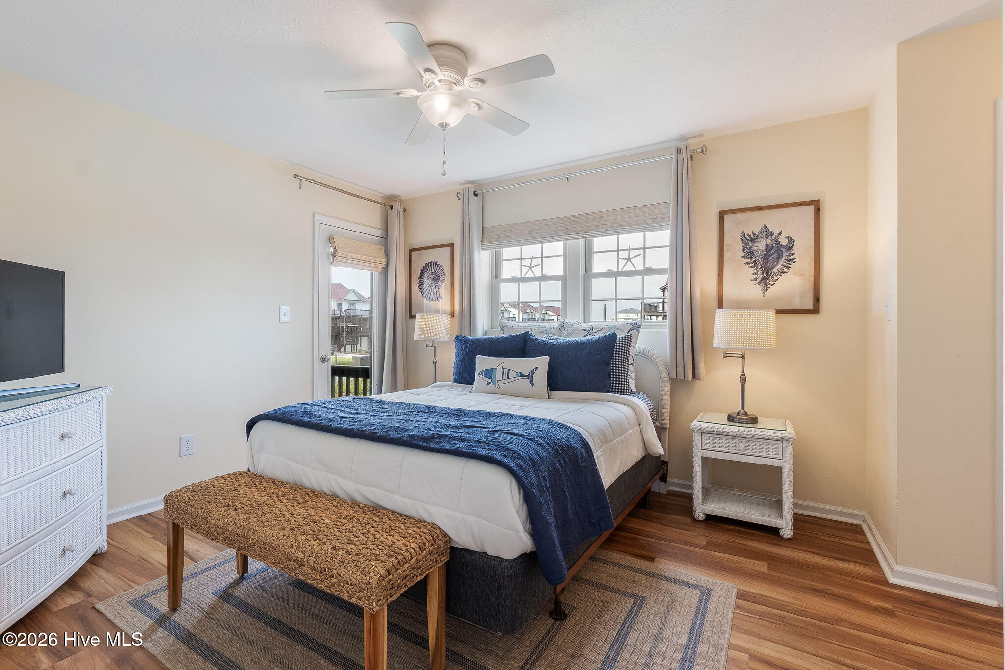 100548451 | Photo 14