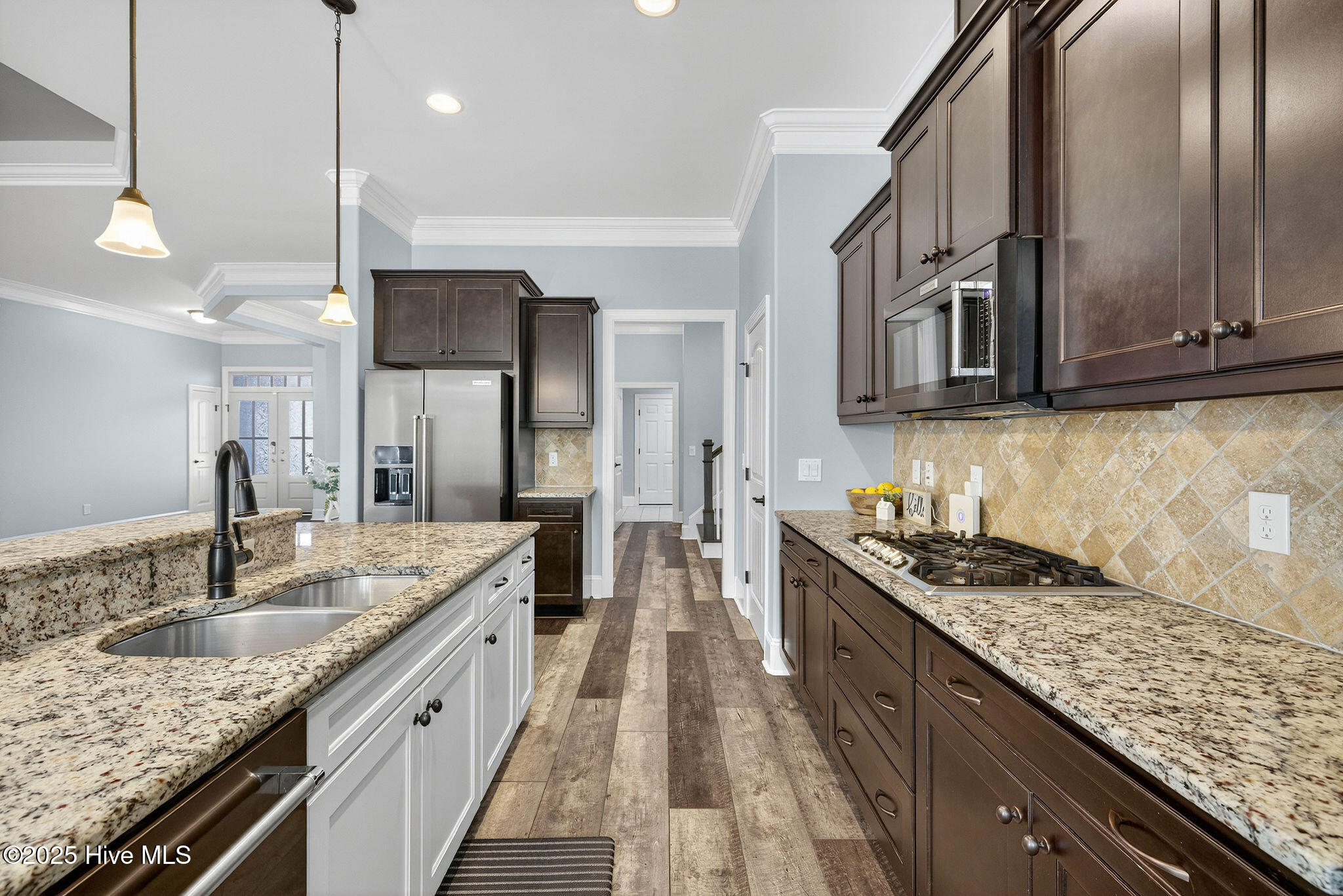 100512498 | Photo 26