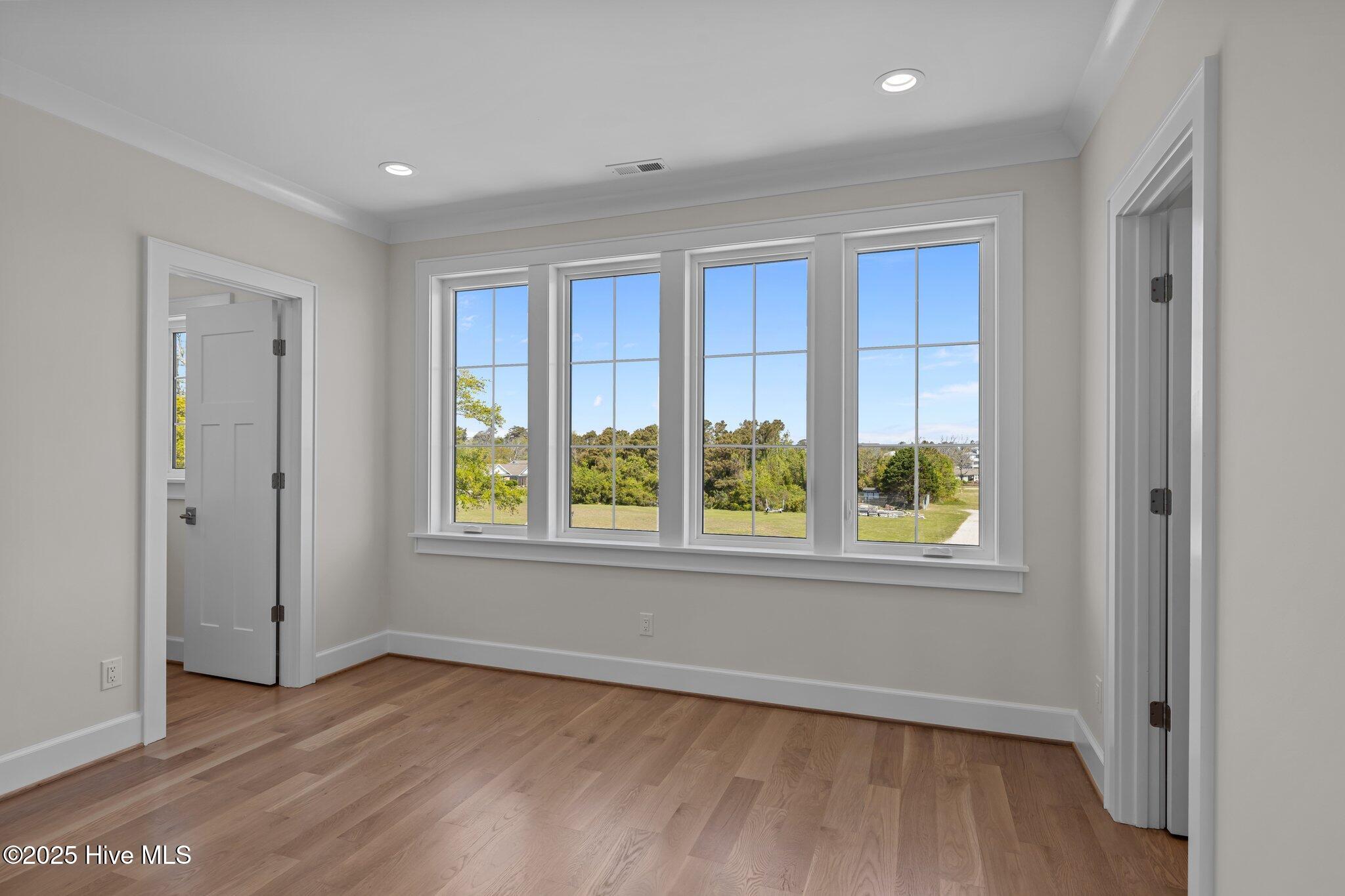 4737 S S Shore Dr Drive, Morehead City, NC, 28557