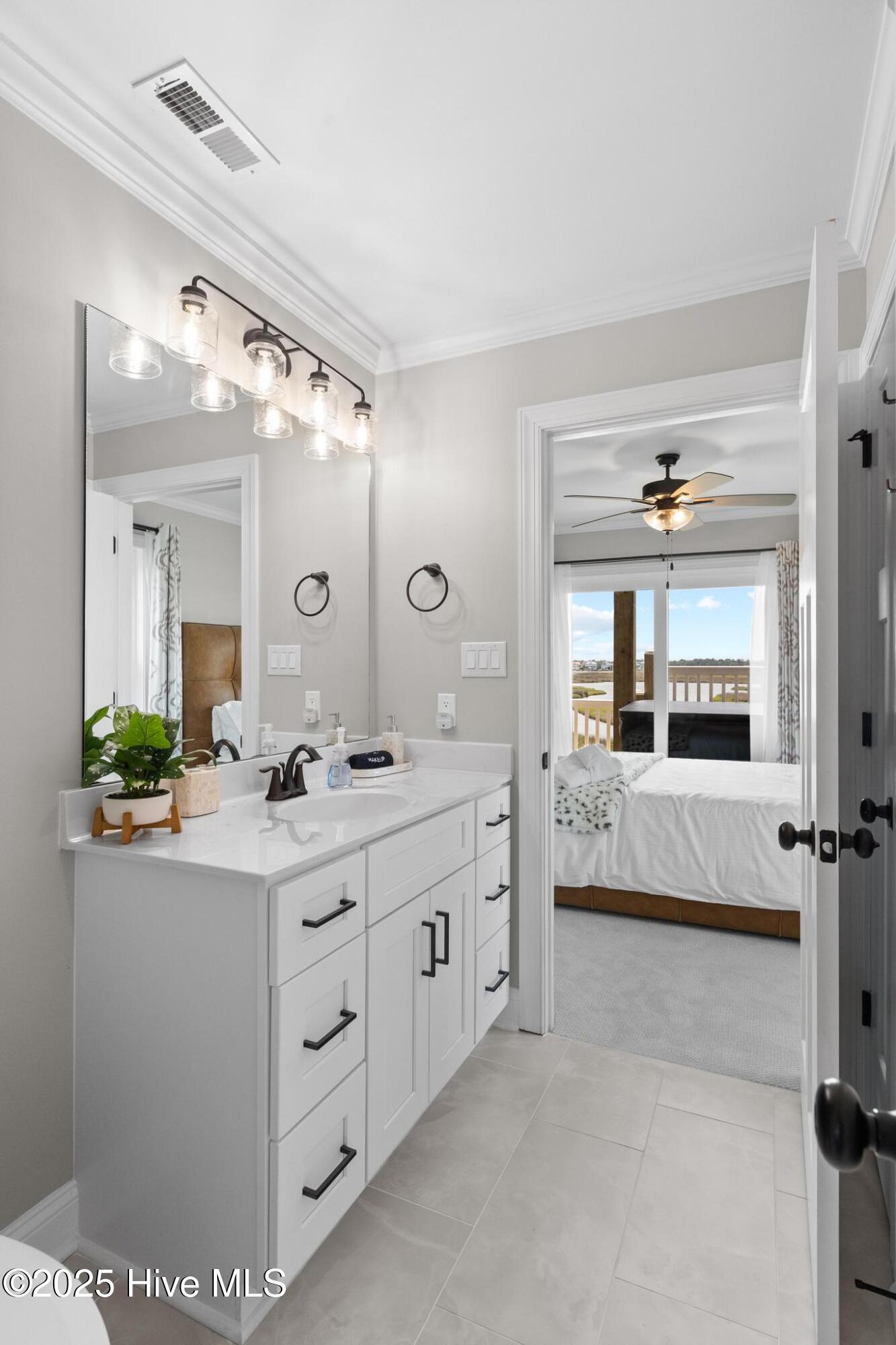 100511238 | Photo 14