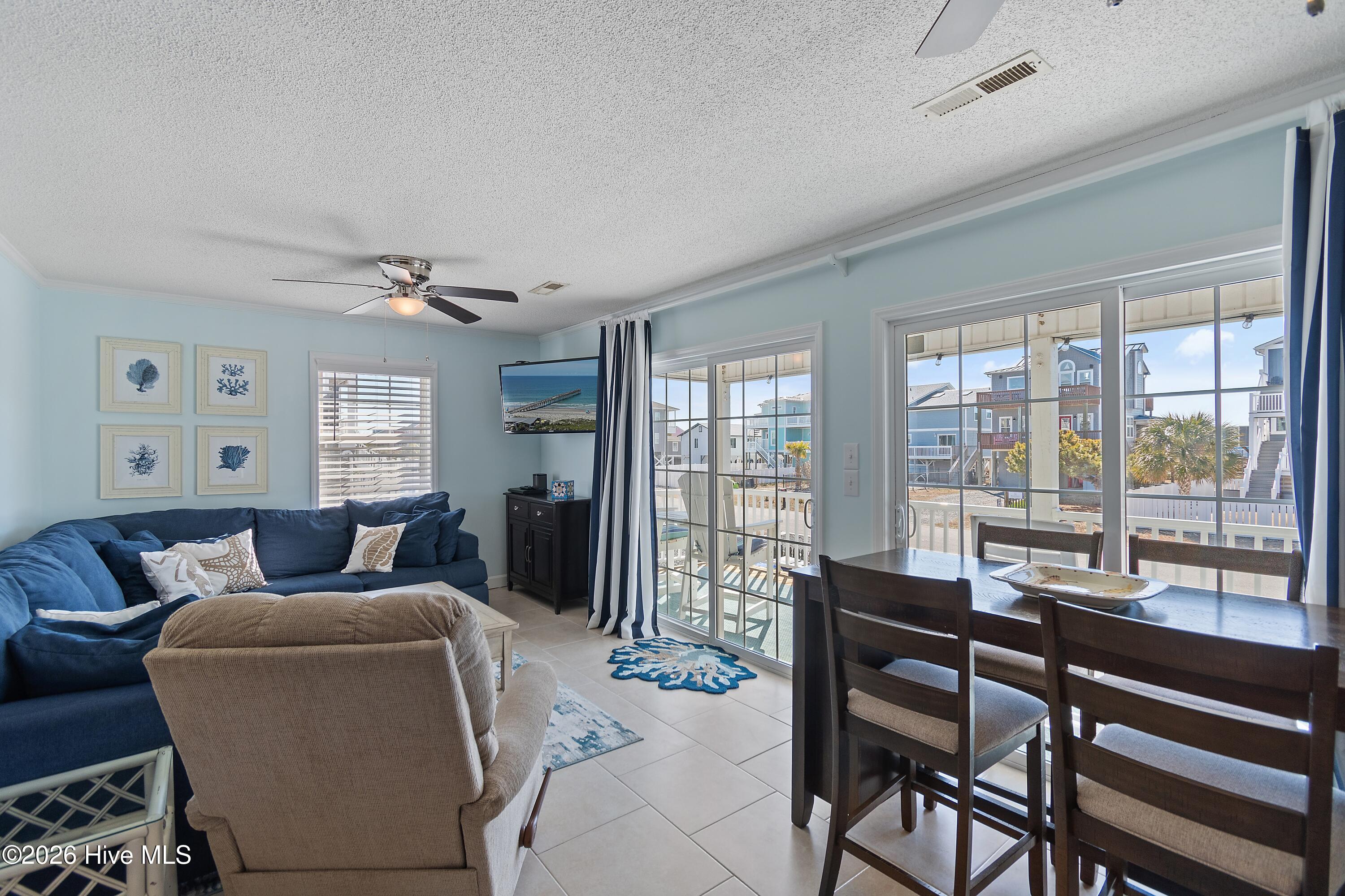 100555646 | Photo 10