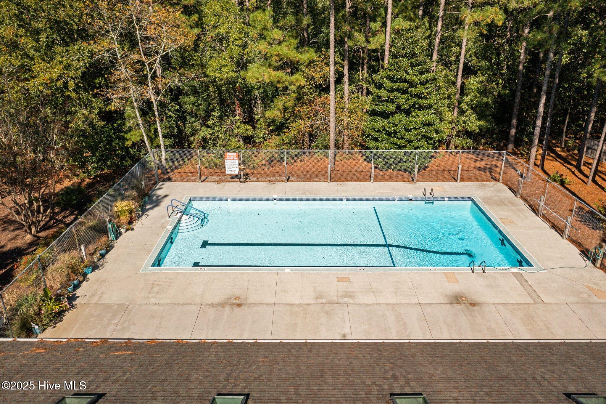 100537867 | Photo 35