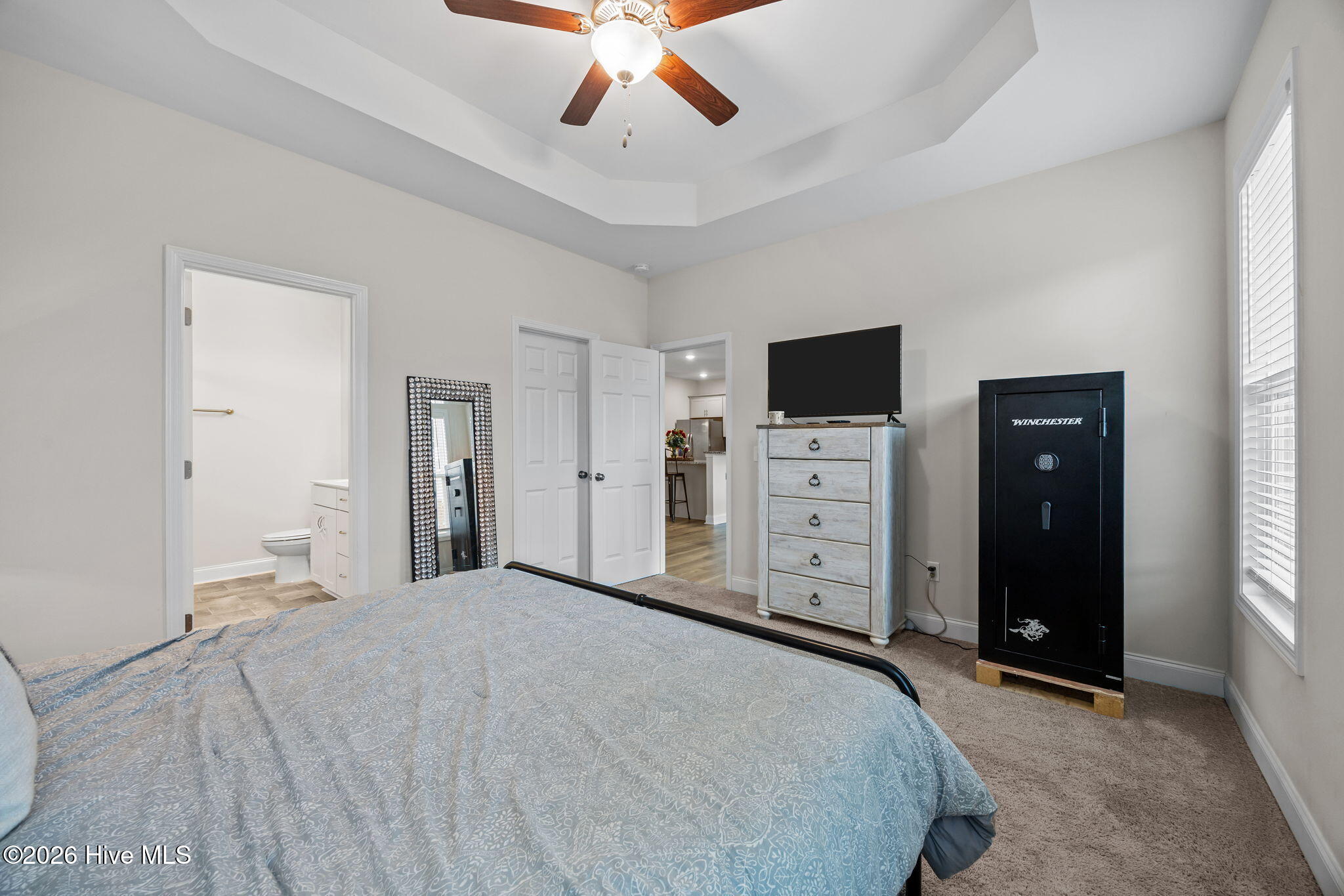 100552532 | Photo 21