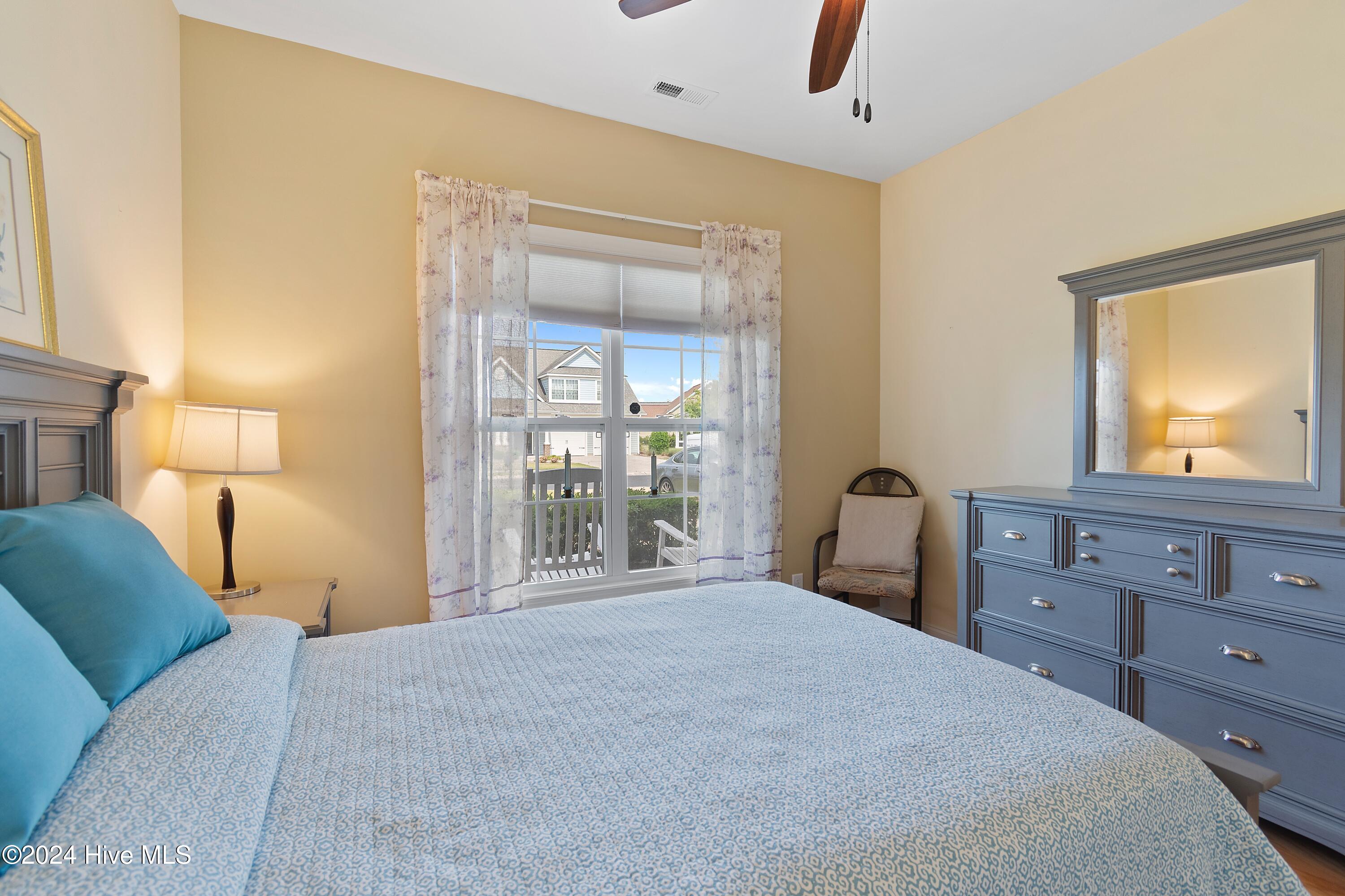 100540669 | Photo 29