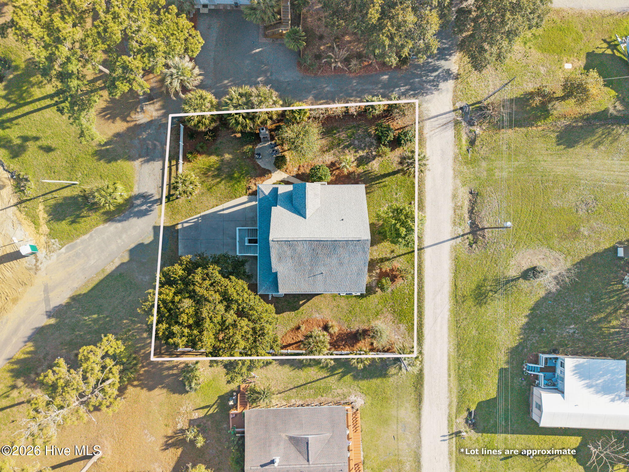 100560331 | Photo 42