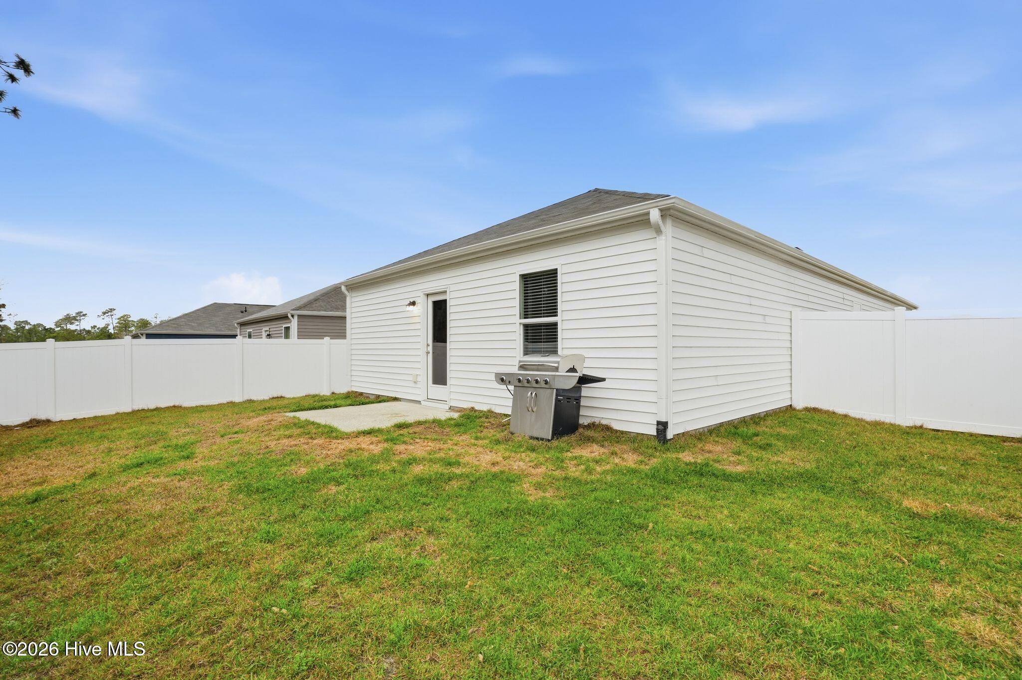 100559069 | Photo 28