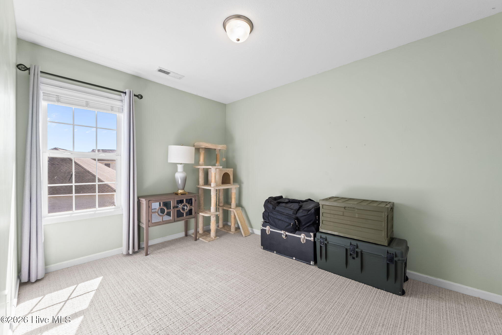 100557328 | Photo 20