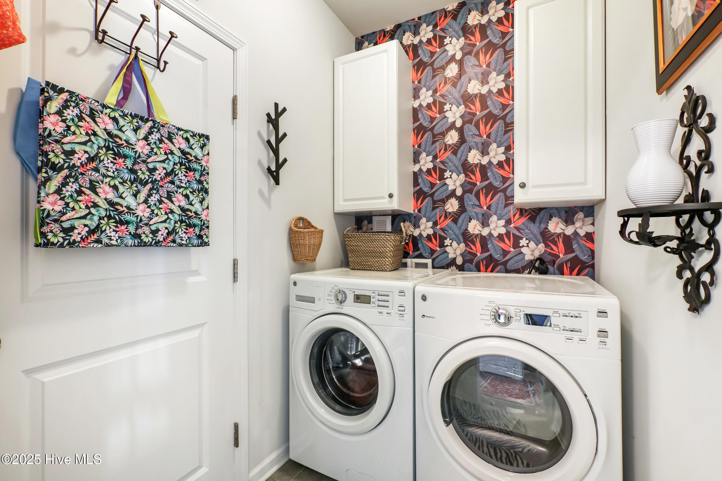 100547034 | Photo 22