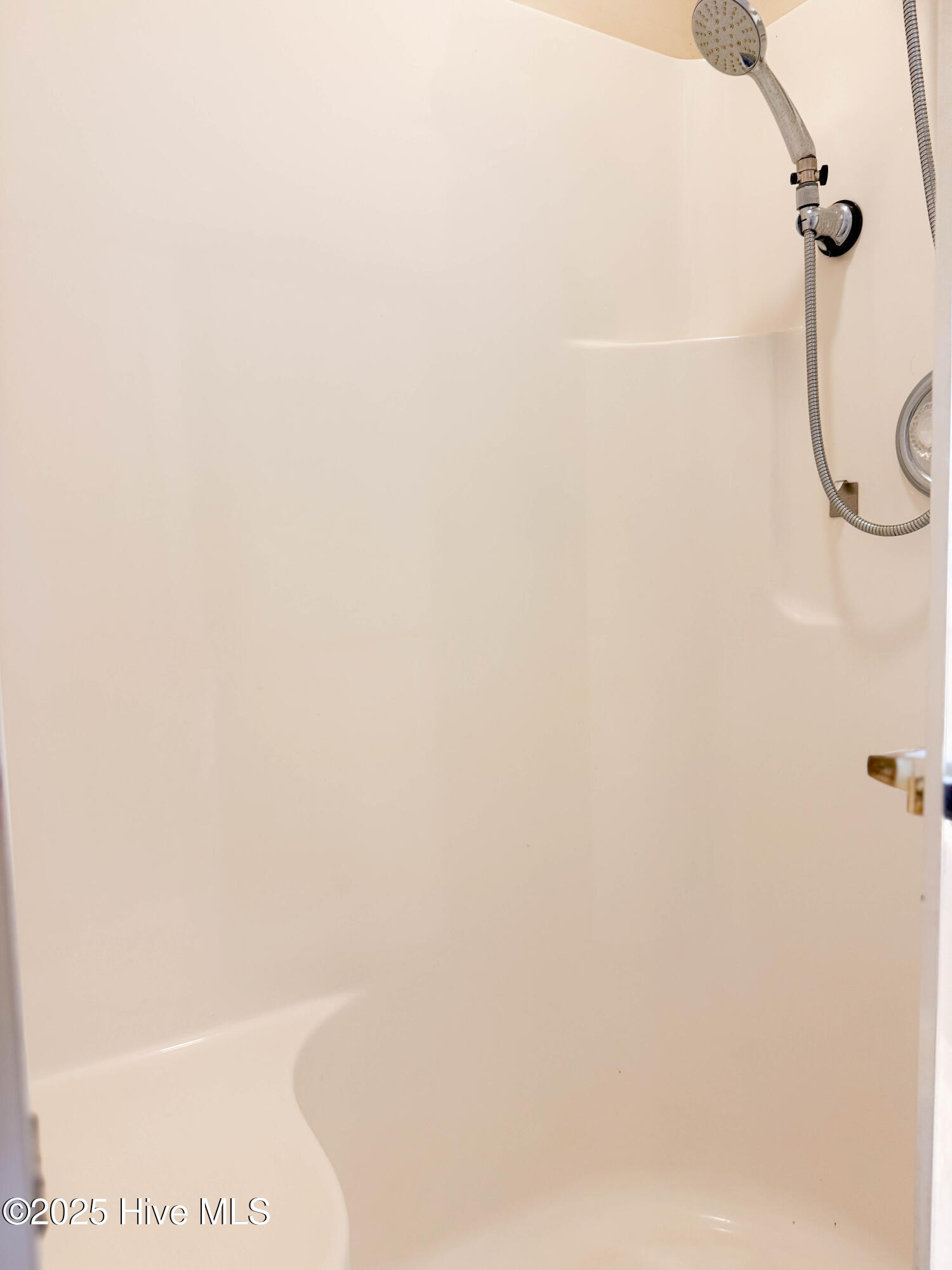 100542356 | Photo 33