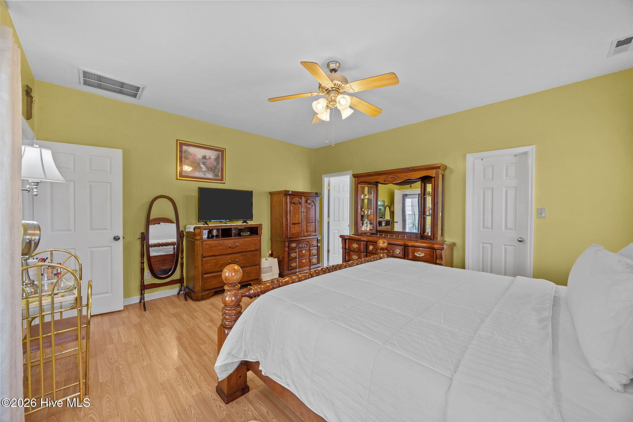 100557483 | Photo 21