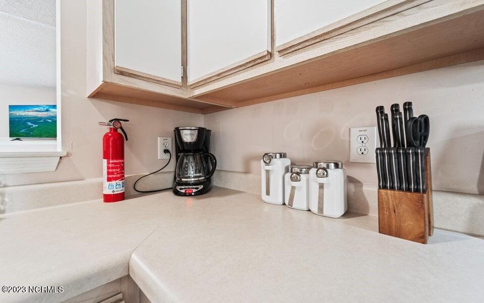 100556825 | Photo 23