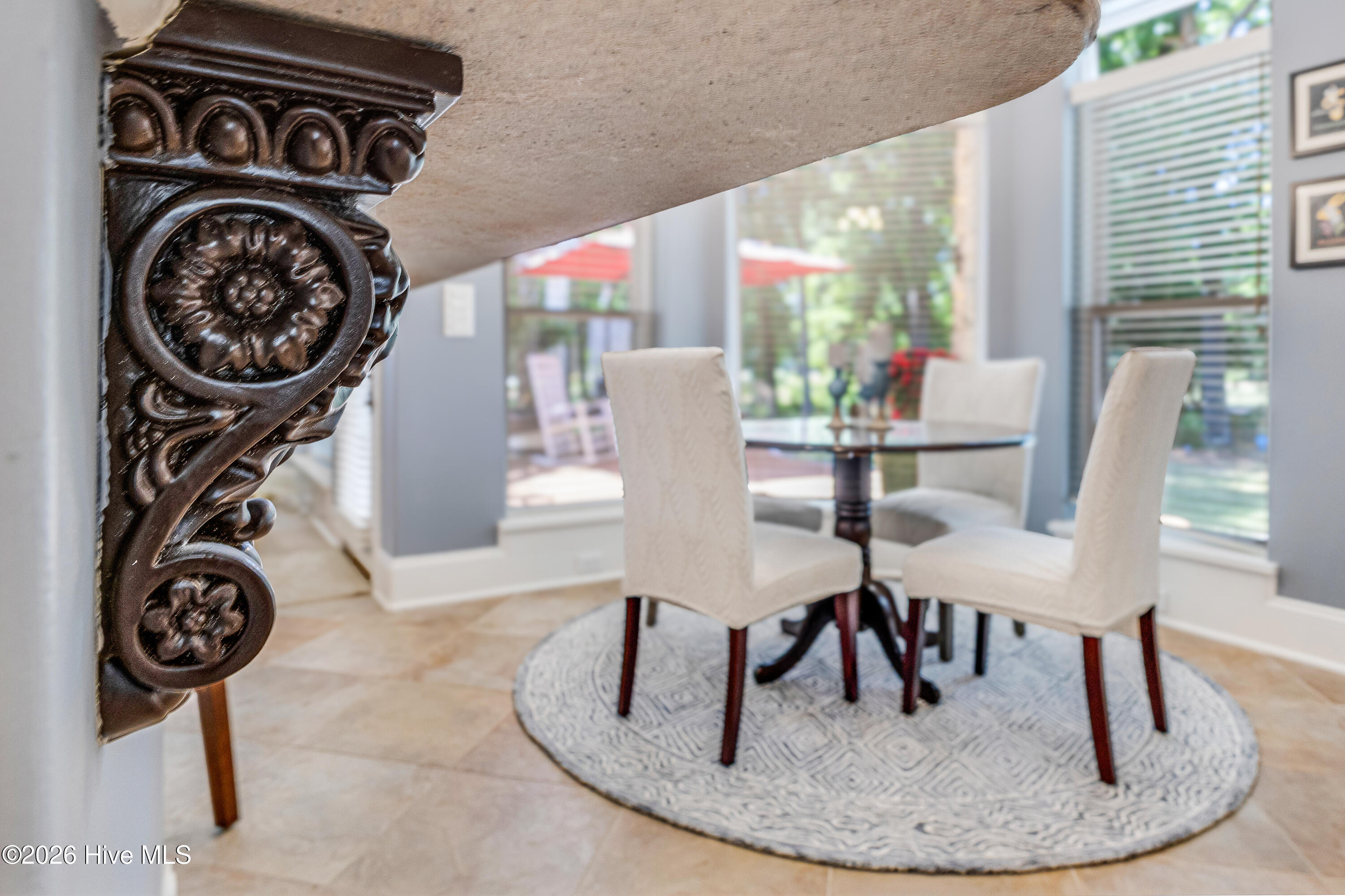 100570031 | Photo 16