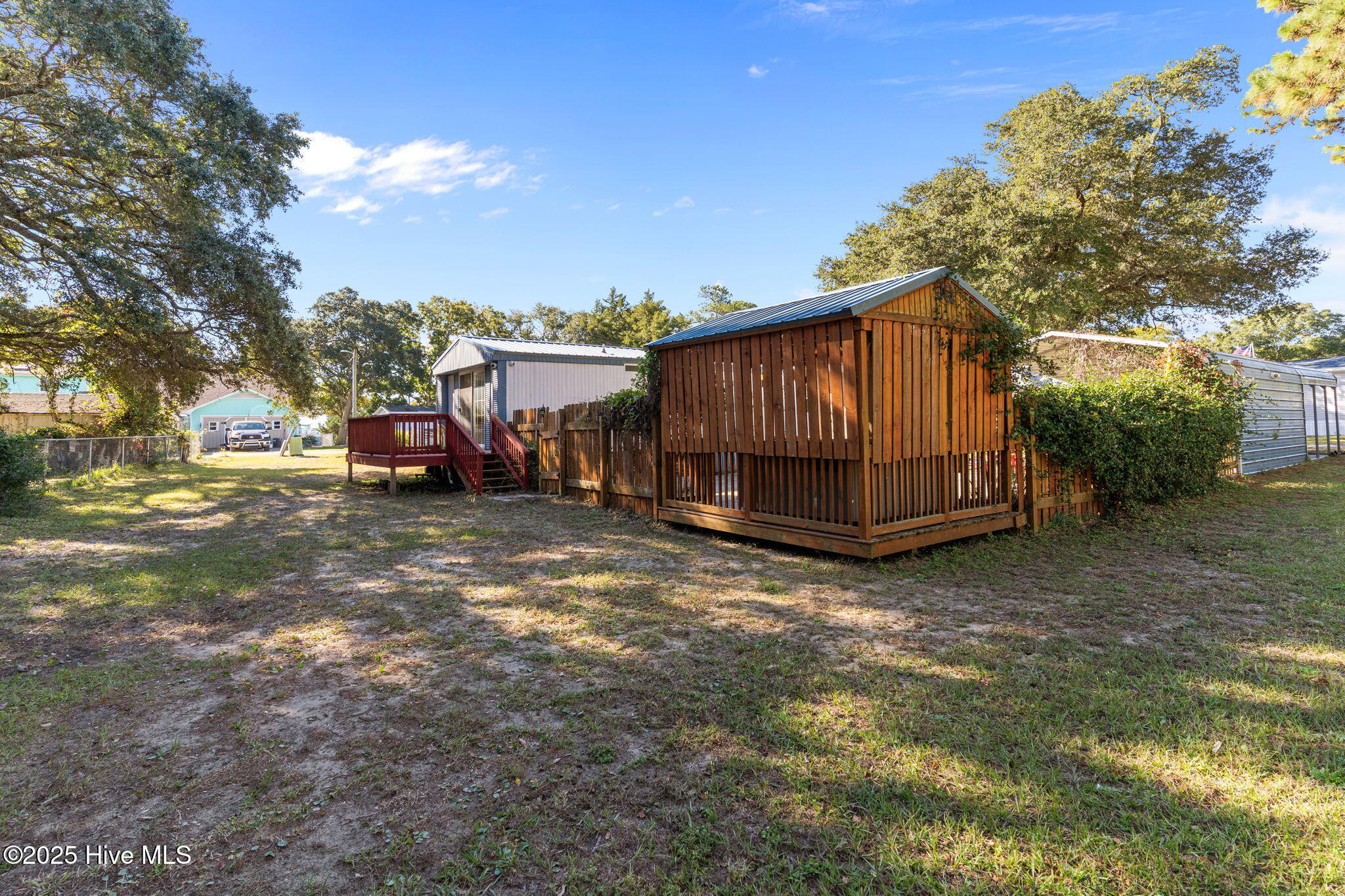 100539780 | Photo 39