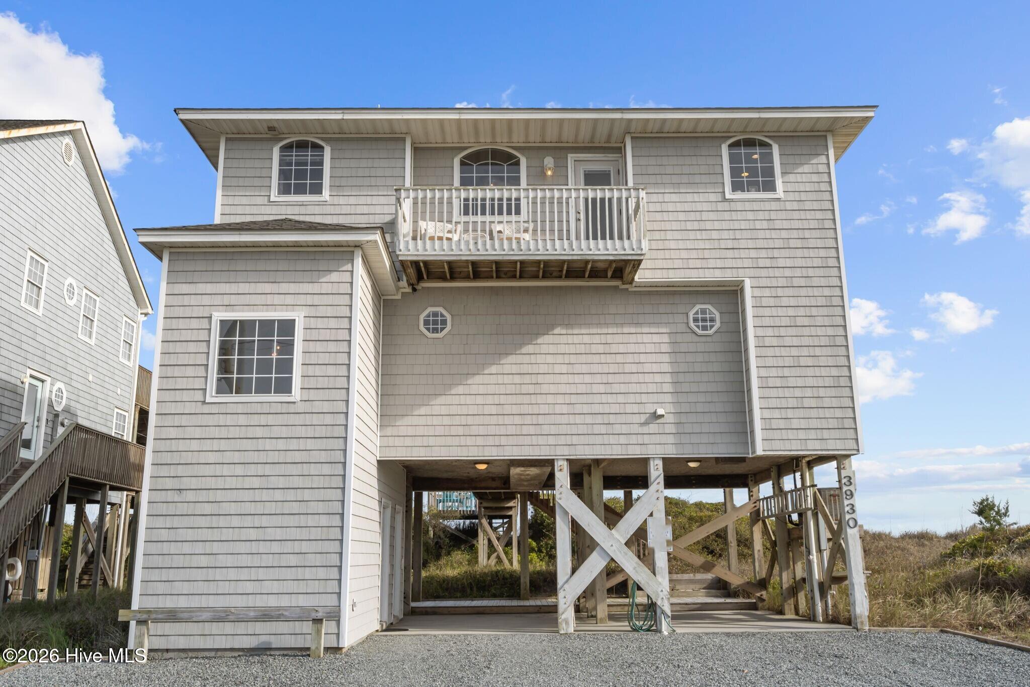 100567525 | Photo 49