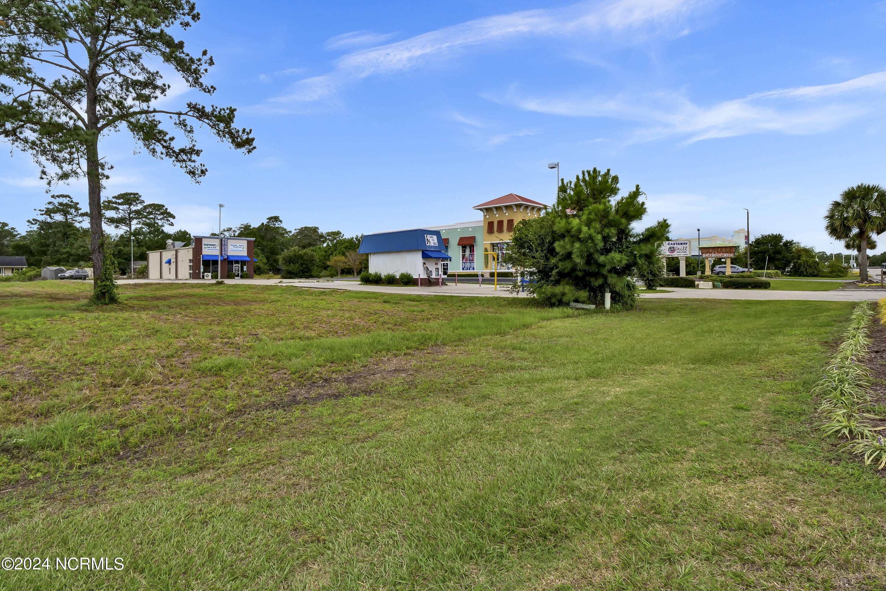 100467978 | Photo 17