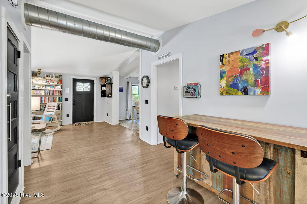 100555819 | Photo 12