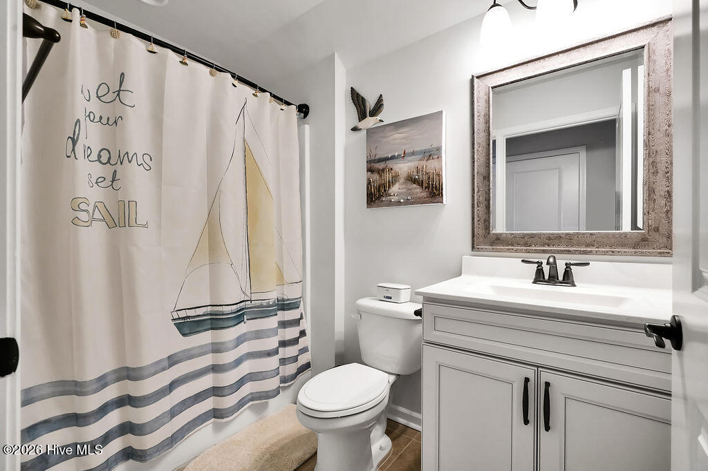 100565094 | Photo 29