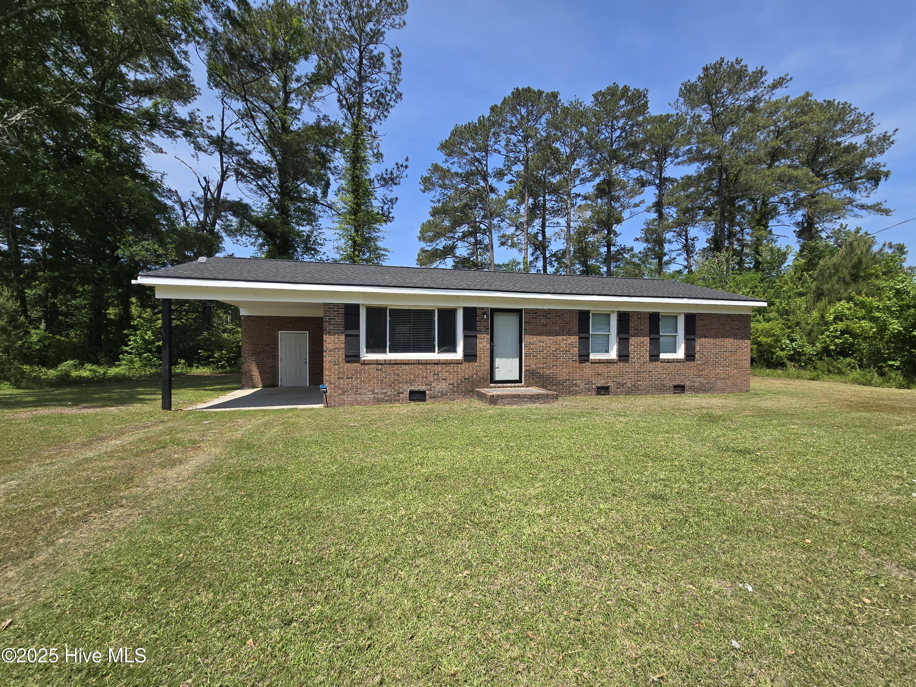 Exterior photo of 5968 Acorn Road, Grifton, NC 28530. MLS: 100586864