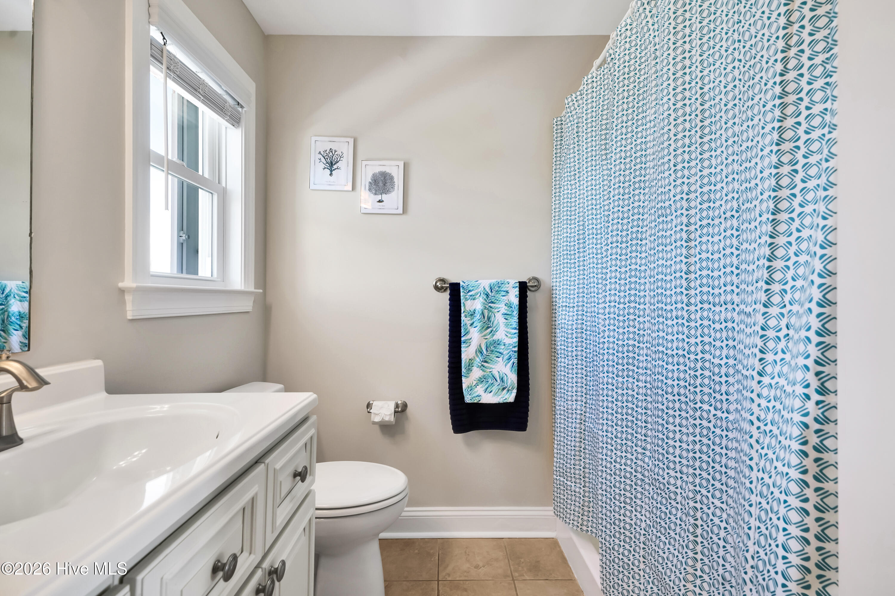 100559686 | Photo 34