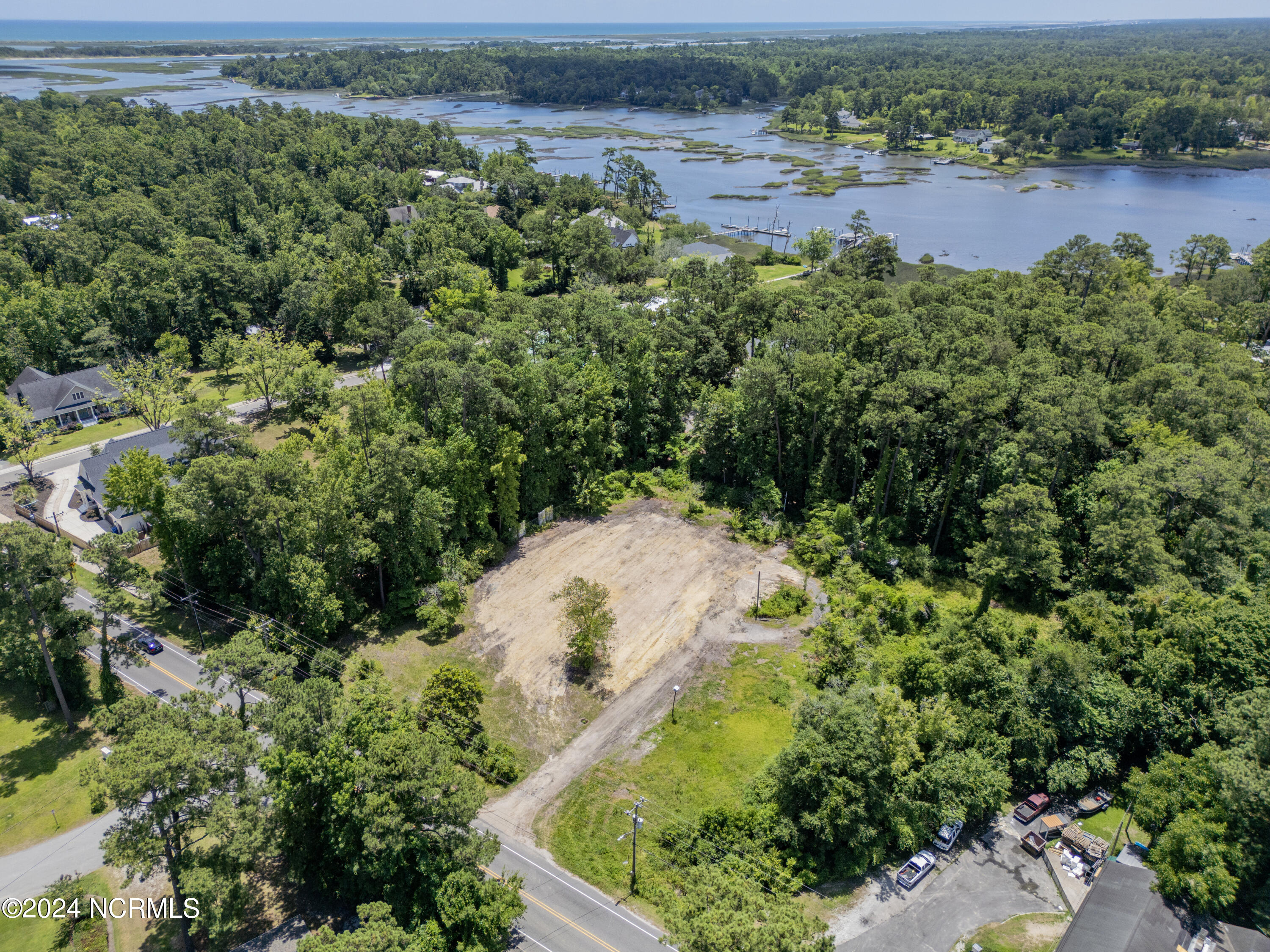 100451905 | Photo 11