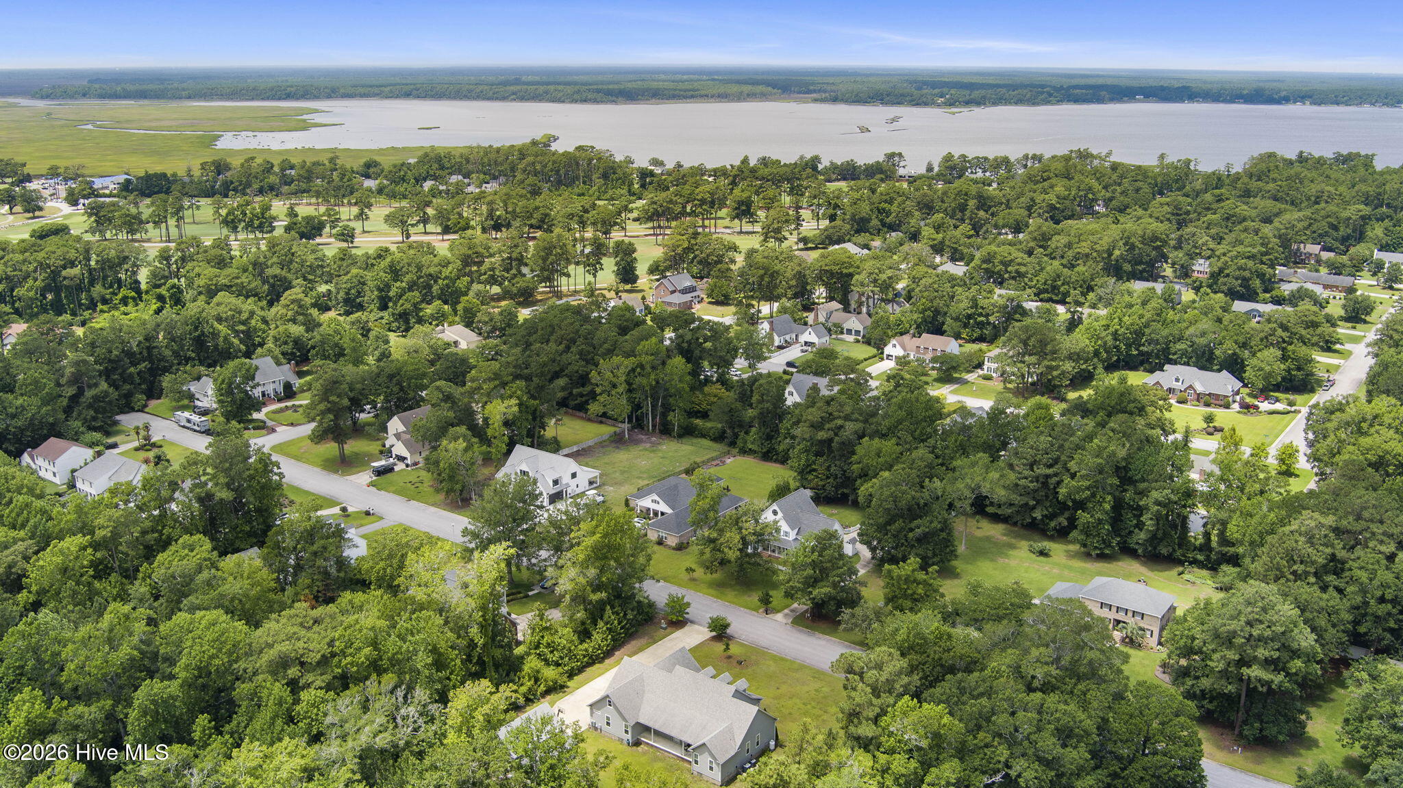 2703 E Fairway Road,Morehead City