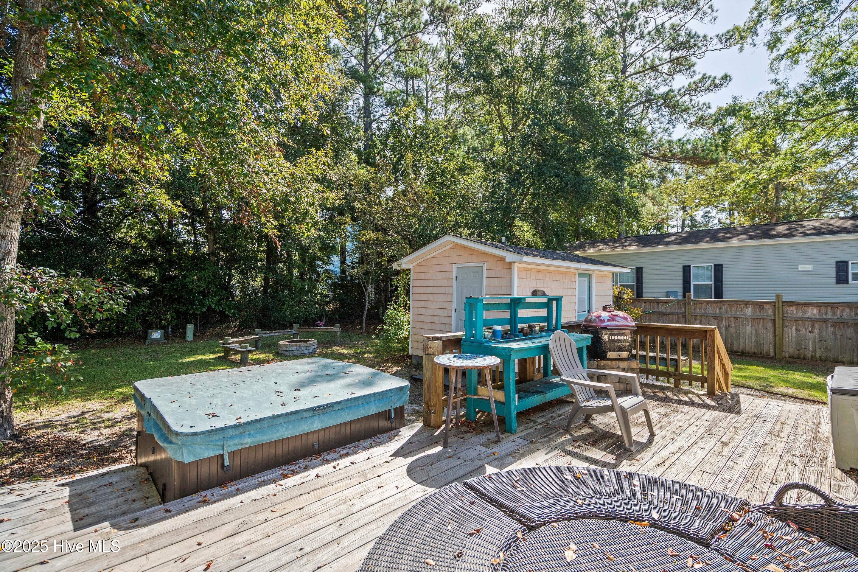 100535367 | Photo 27