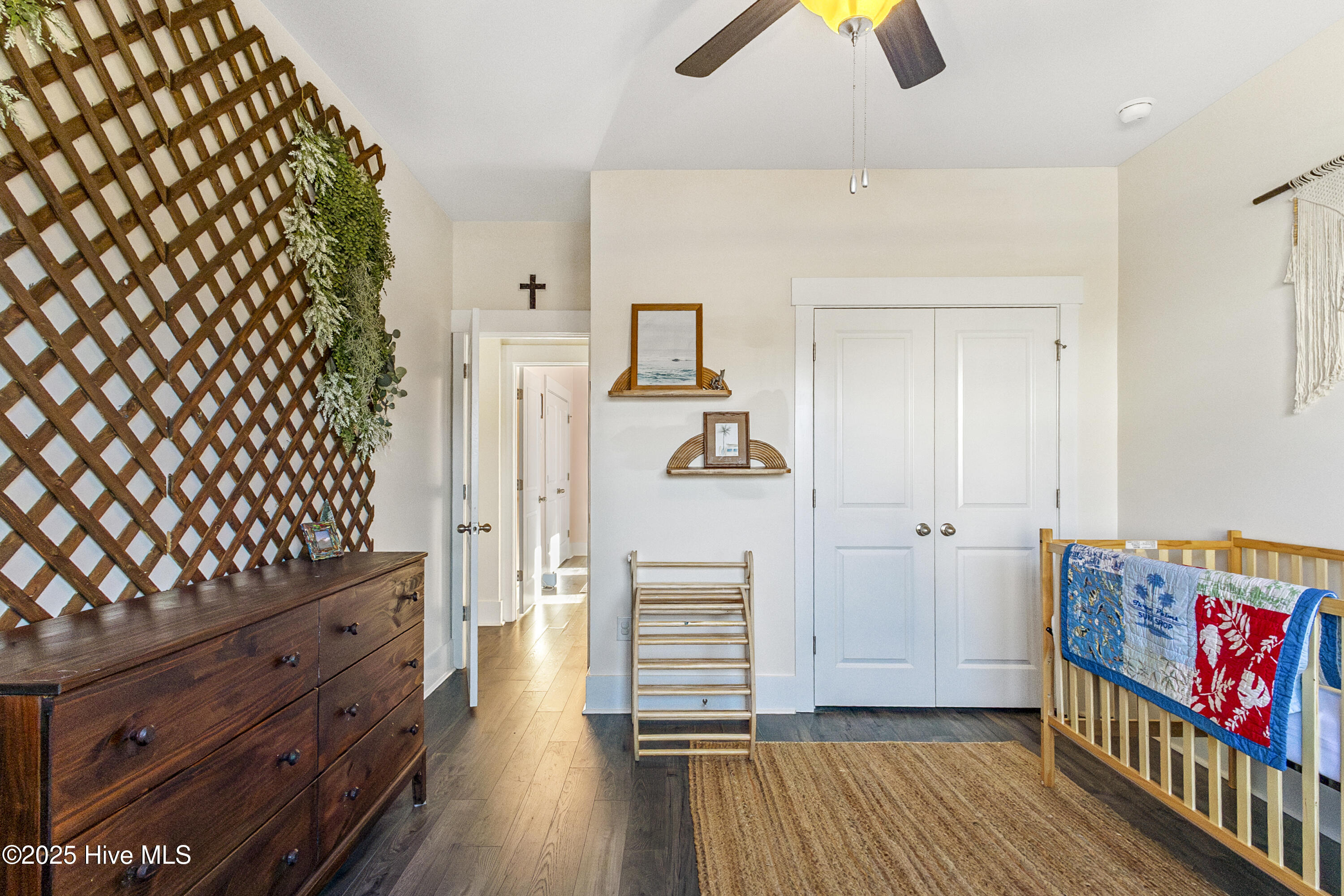 100545579 | Photo 37