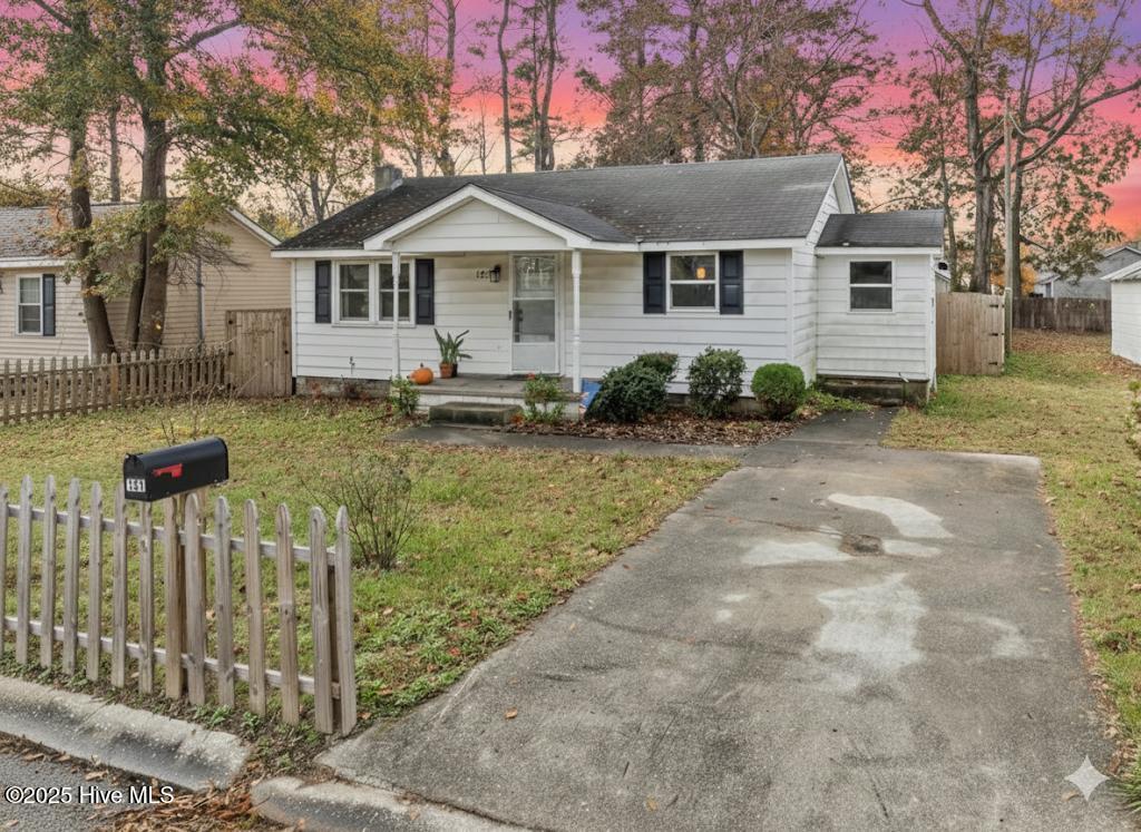 Homes for sale in Jacksonville, NC | 127 Moosehart Ave, Jacksonville, NC 28540 | MLS# 100544141