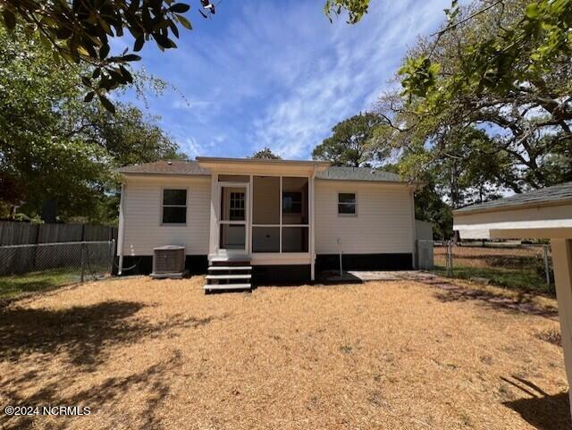 100446370 | Photo 26