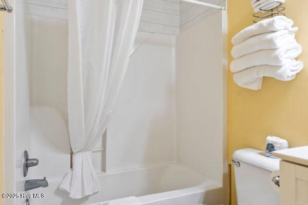 100569590 | Photo 15