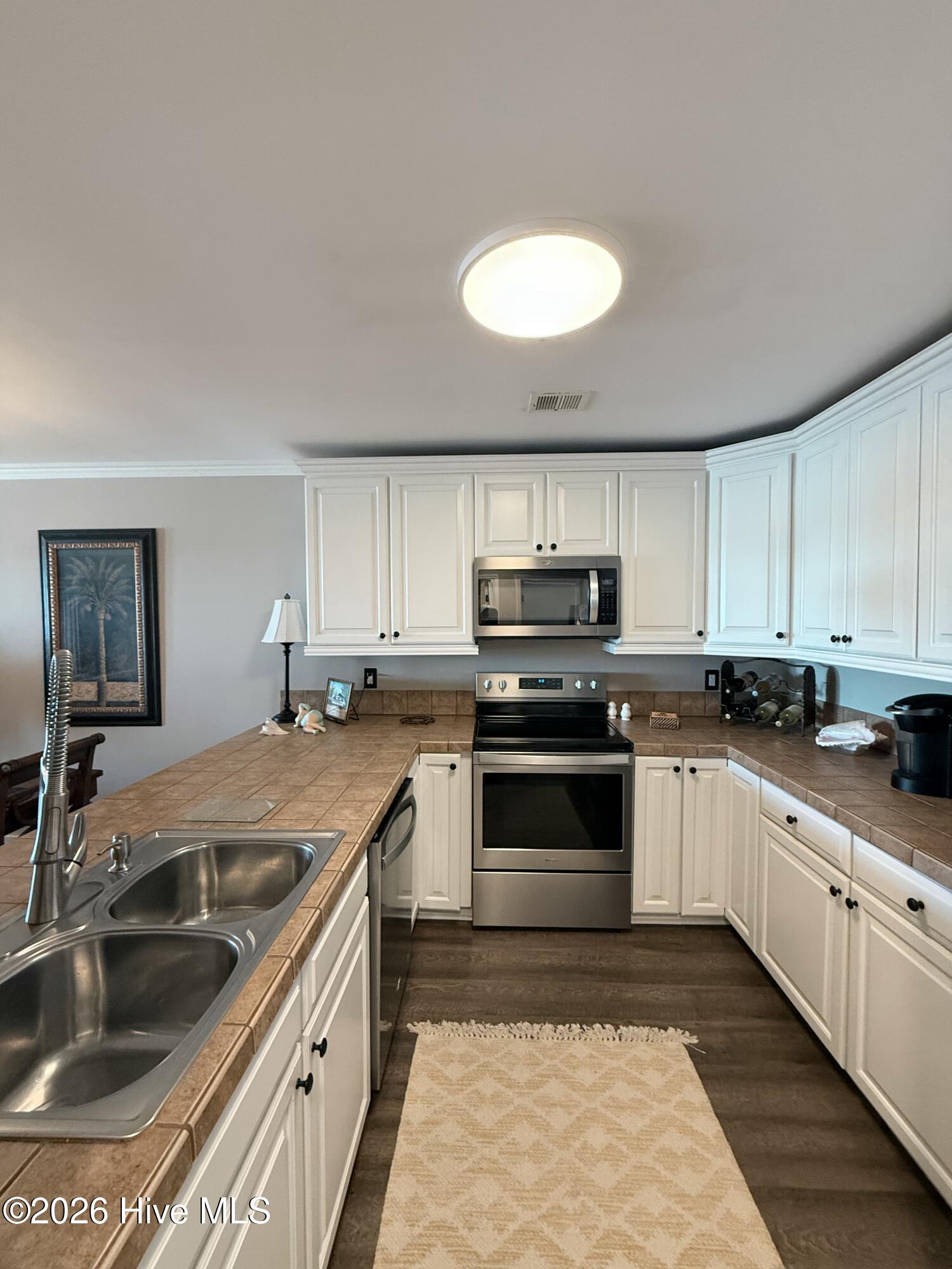 100552008 | Photo 14