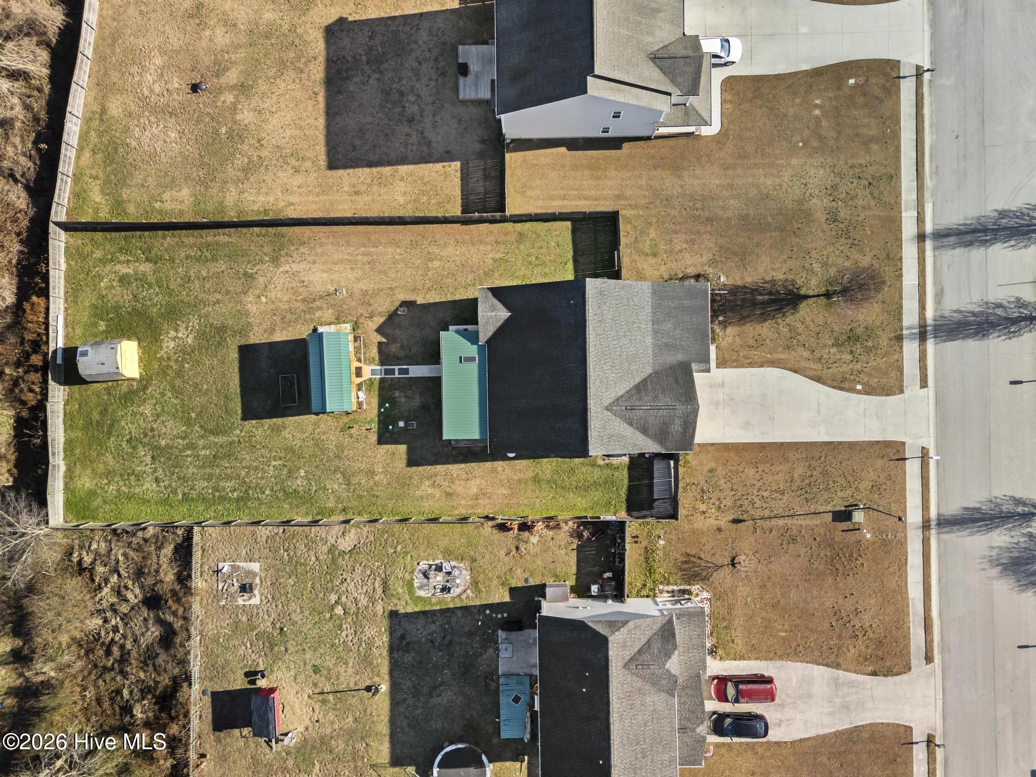 100550507 | Photo 33